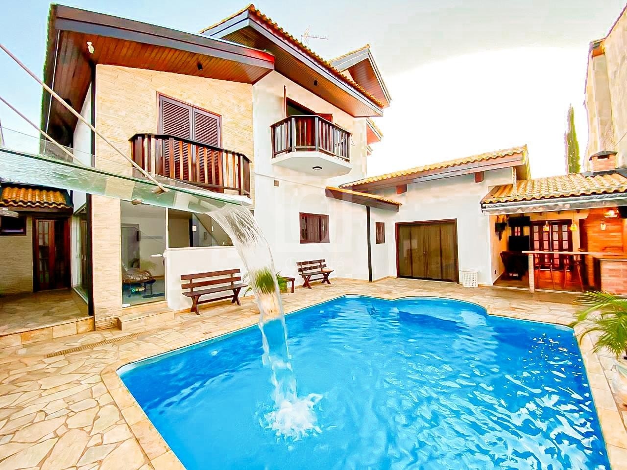 Sobrado à venda com 3 quartos, 400m² - Foto 3