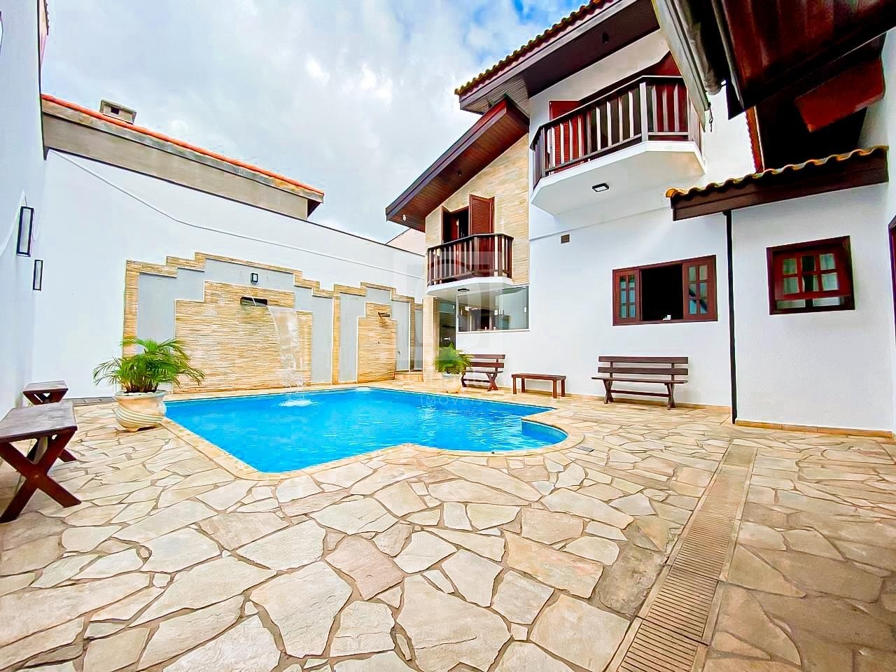 Sobrado à venda com 3 quartos, 400m² - Foto 5