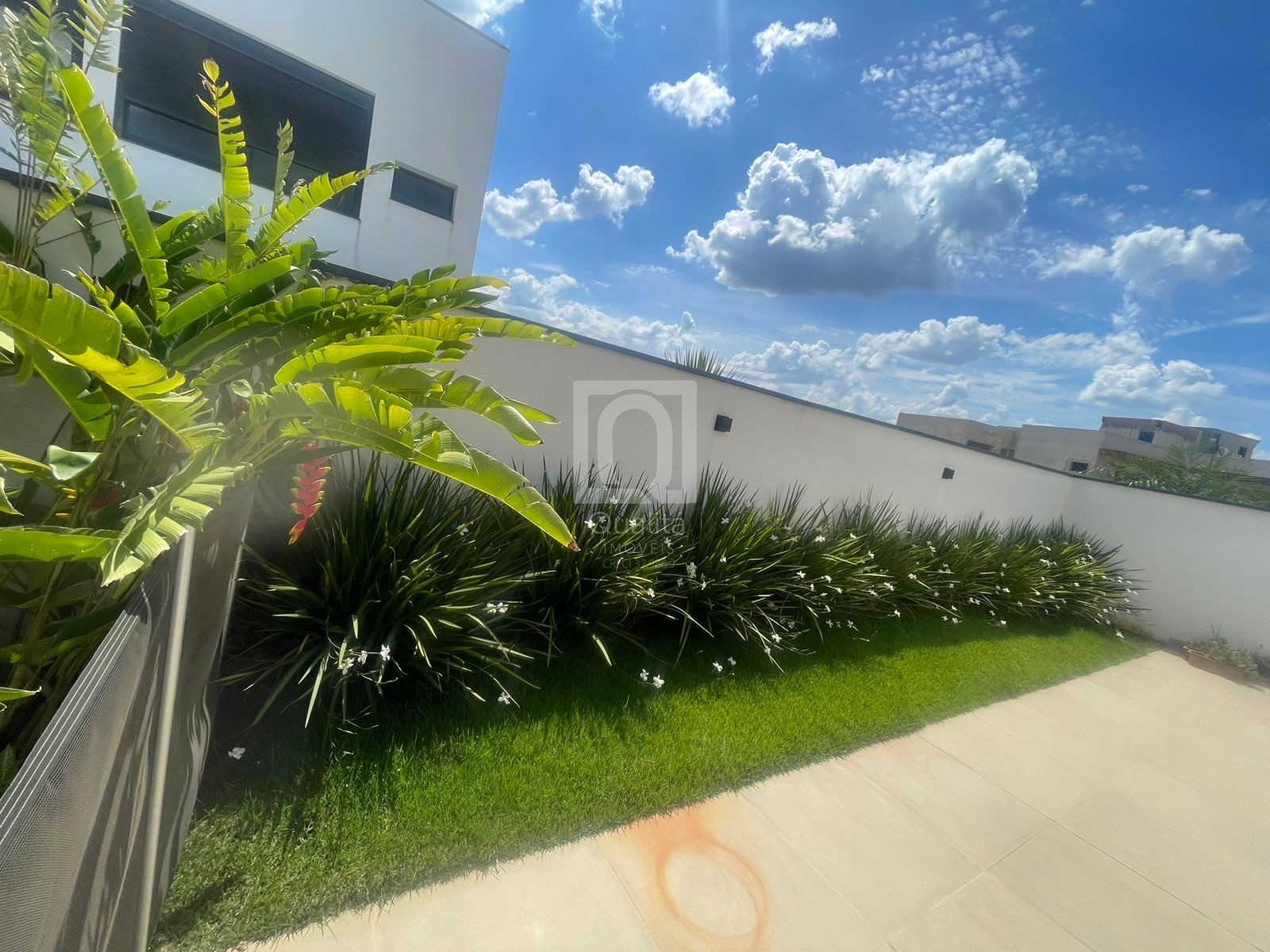 Casa de Condomínio à venda e aluguel com 3 quartos, 453m² - Foto 29