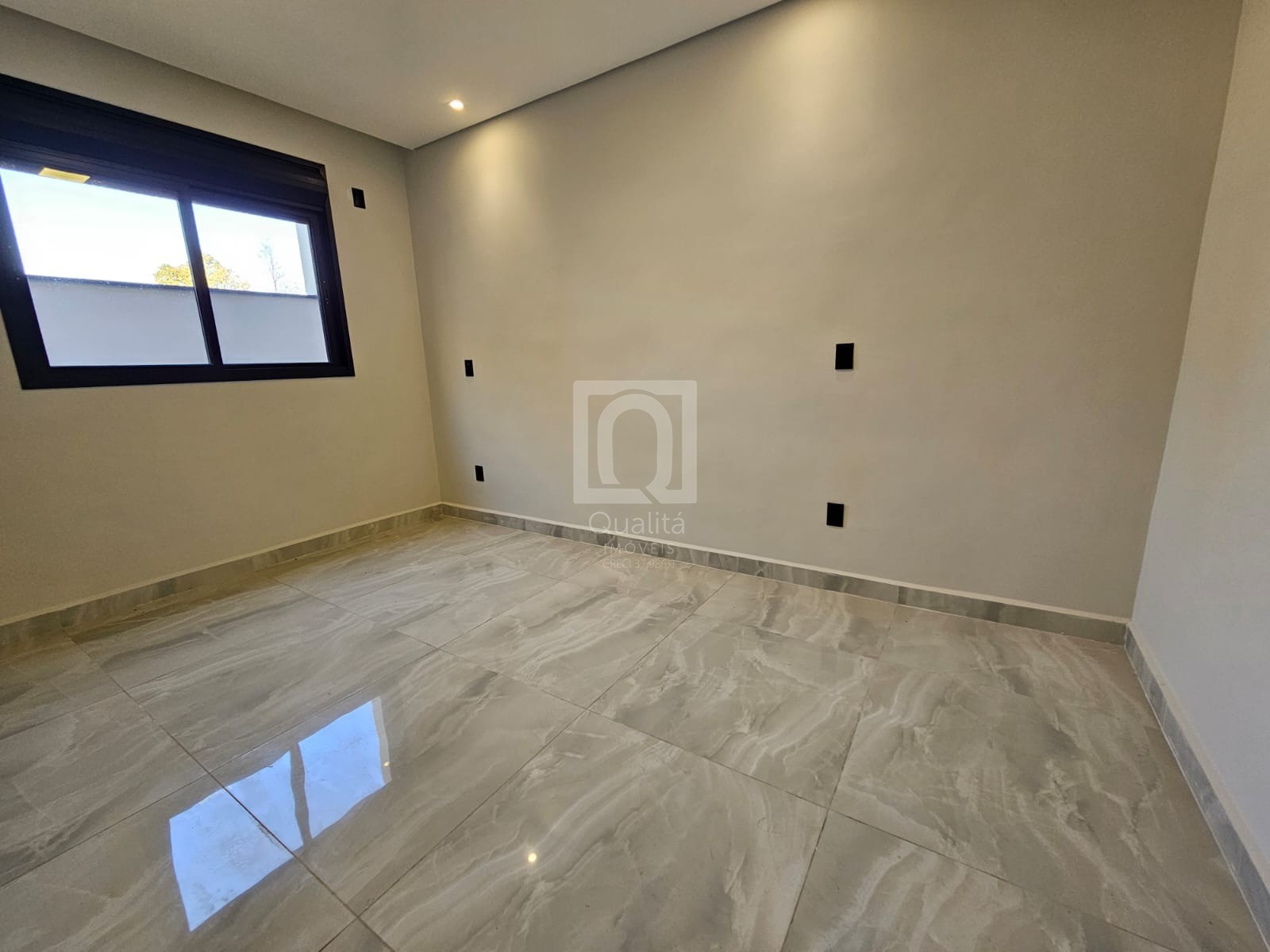 Casa de Condomínio à venda com 3 quartos, 250m² - Foto 5