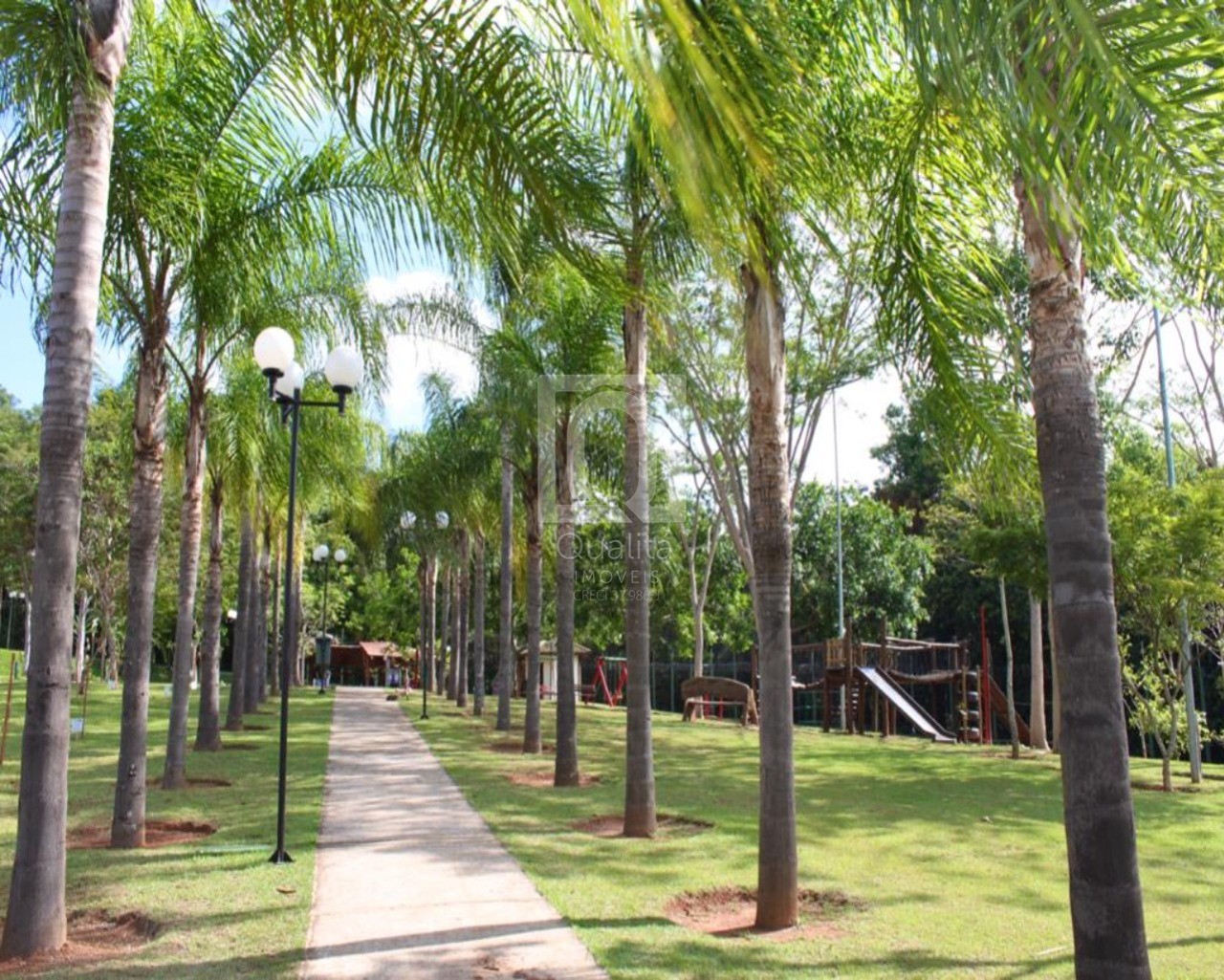 Casa de Condomínio à venda com 3 quartos, 215m² - Foto 17