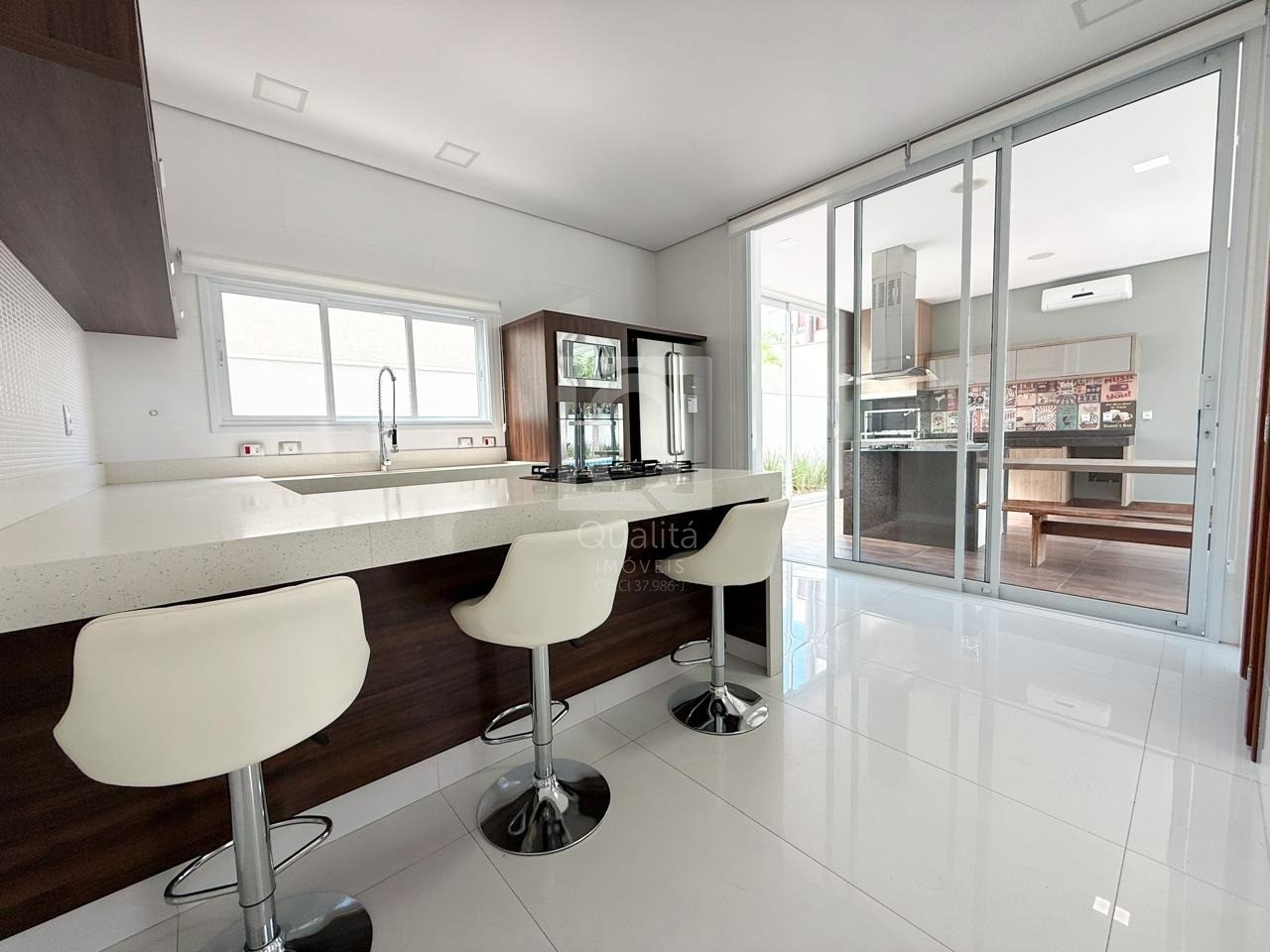 Casa de Condomínio à venda com 3 quartos, 487m² - Foto 10