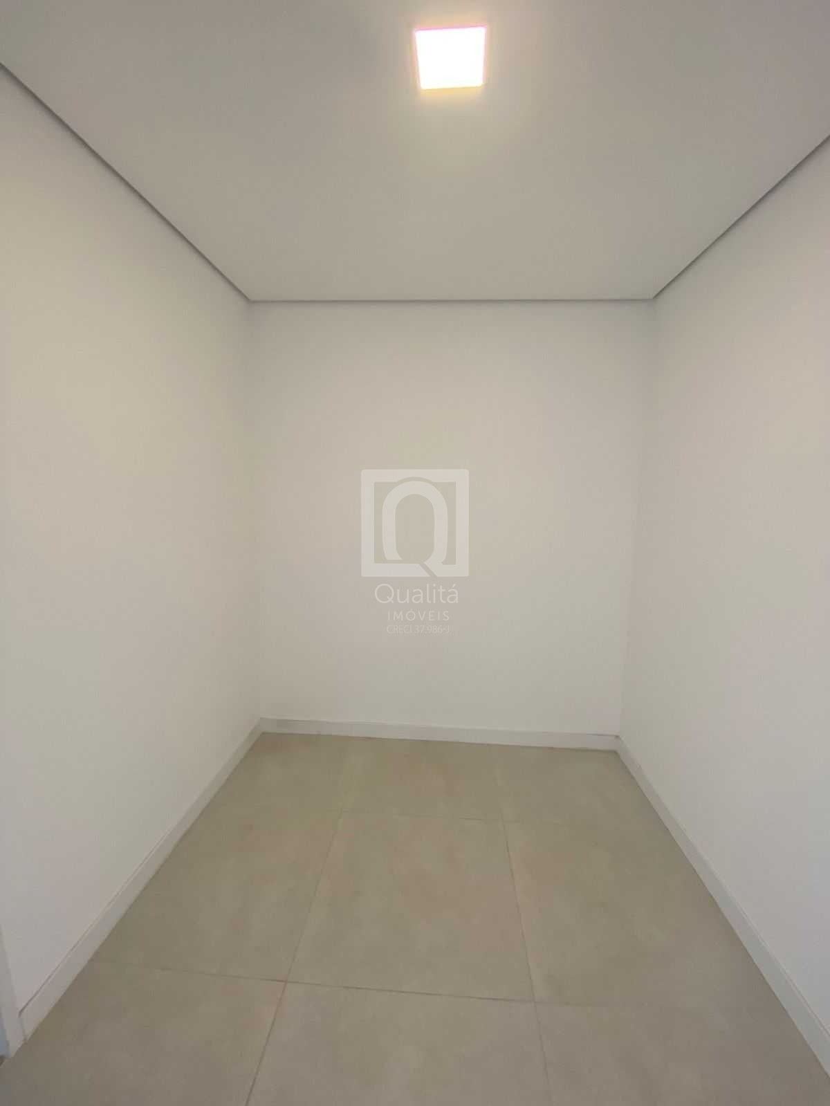 Casa de Condomínio para alugar com 4 quartos, 532m² - Foto 10