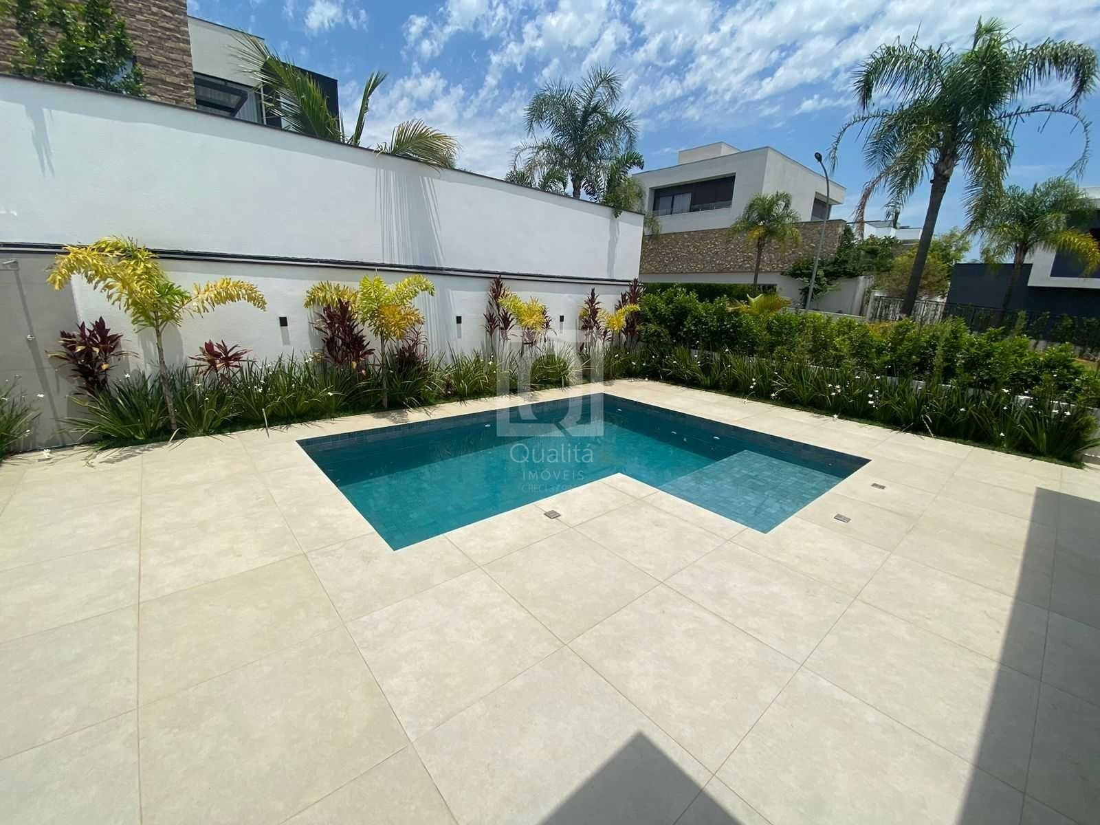 Casa de Condomínio para alugar com 4 quartos, 532m² - Foto 29