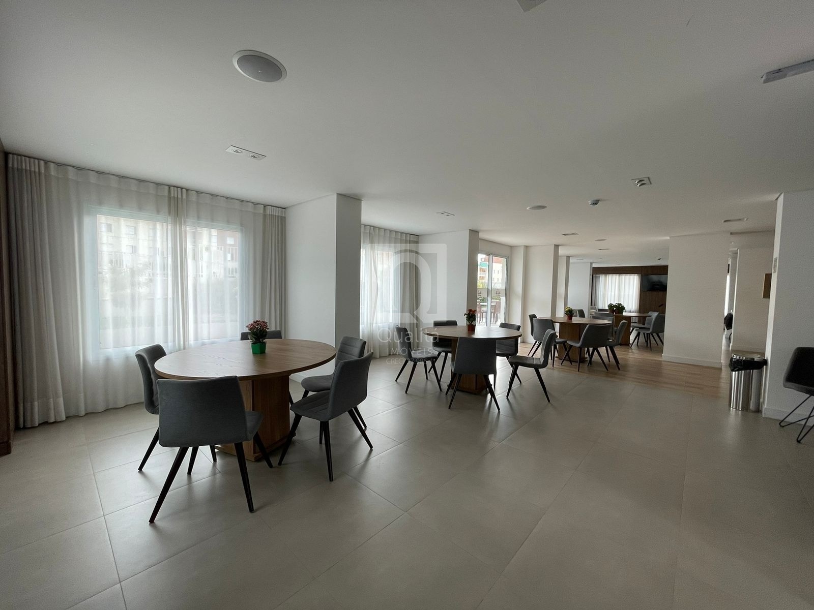 Apartamento à venda com 2 quartos, 123m² - Foto 27