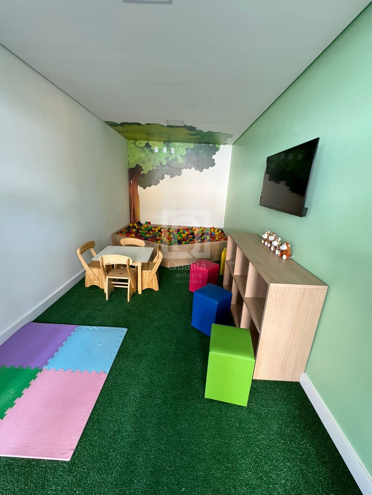 Apartamento à venda com 2 quartos, 63m² - Foto 8