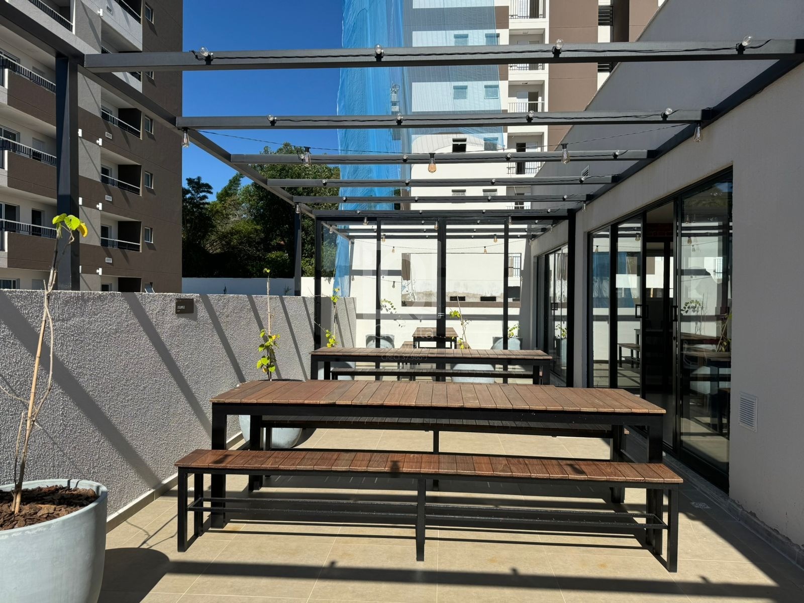 Apartamento à venda com 2 quartos, 63m² - Foto 14