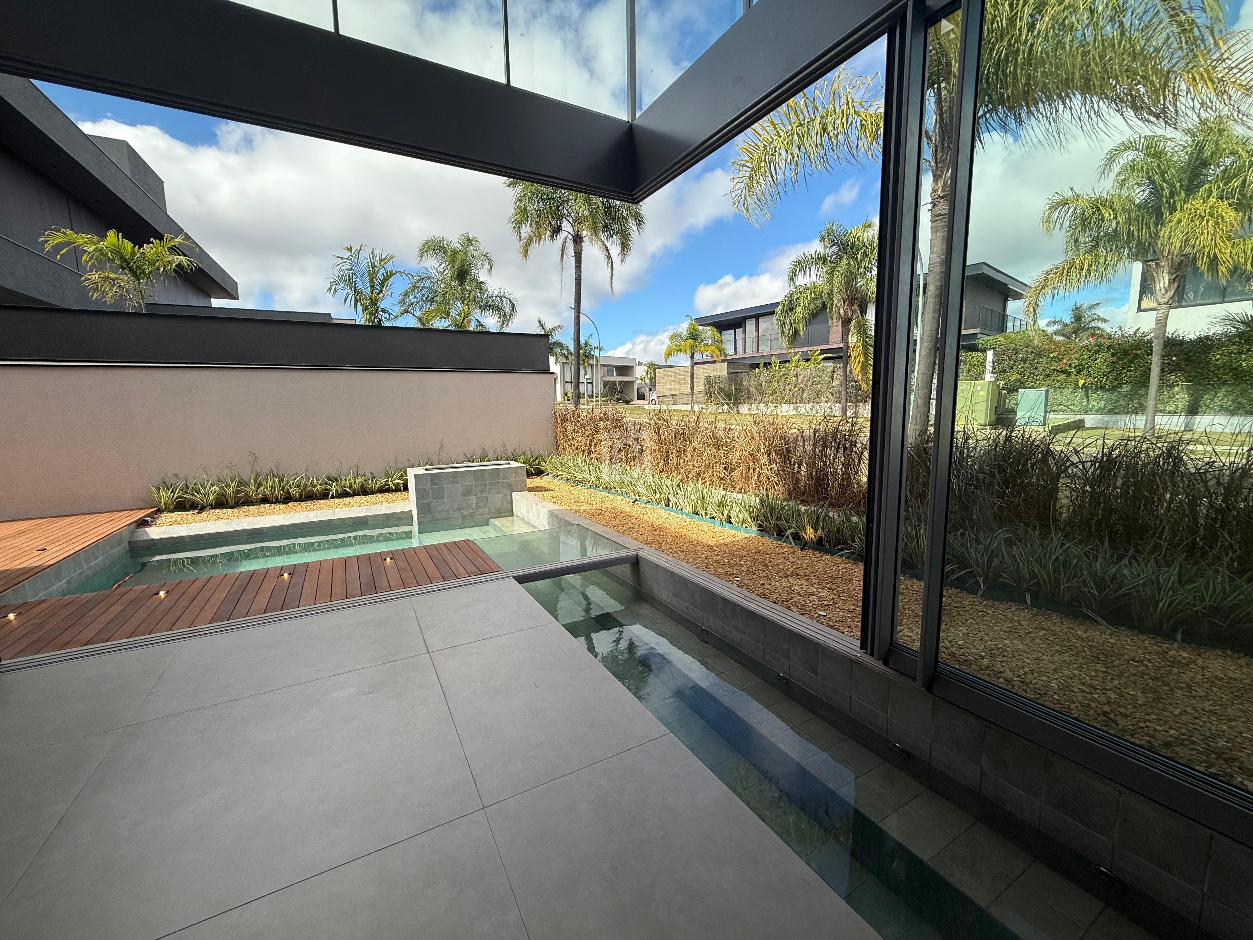 Casa de Condomínio à venda com 4 quartos, 650m² - Foto 6