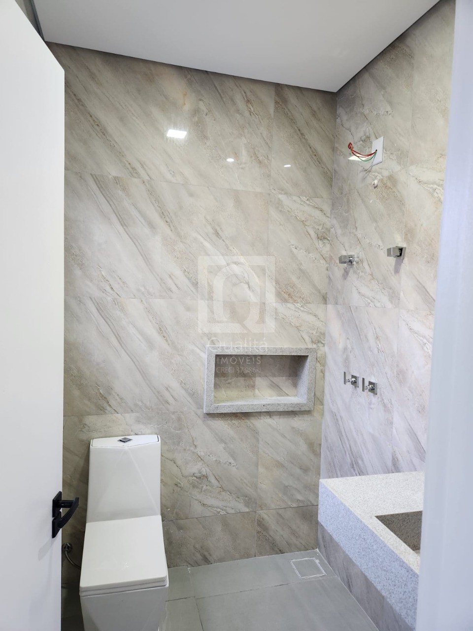 Casa de Condomínio à venda com 3 quartos, 200m² - Foto 6