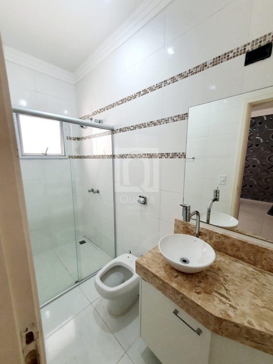 Casa de Condomínio à venda com 3 quartos, 215m² - Foto 12