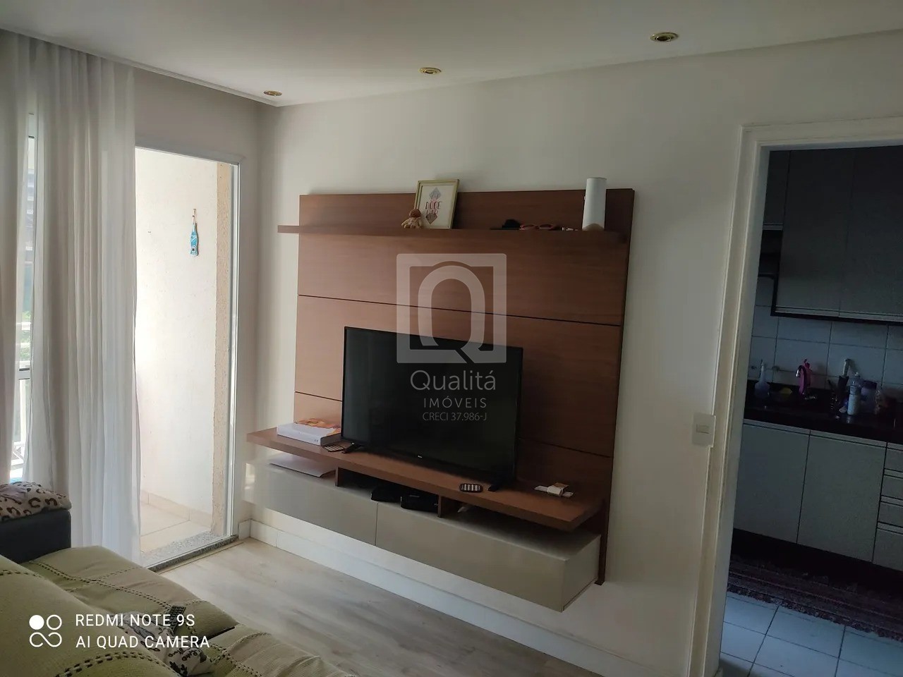Apartamento à venda com 3 quartos, 73m² - Foto 3
