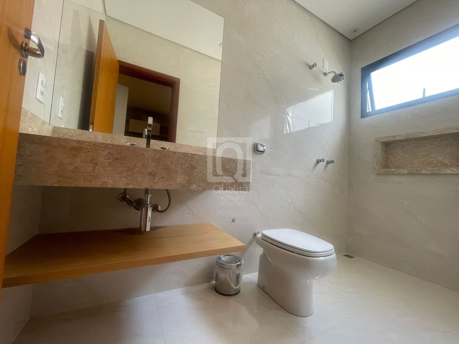 Casa de Condomínio à venda e aluguel com 3 quartos, 453m² - Foto 21