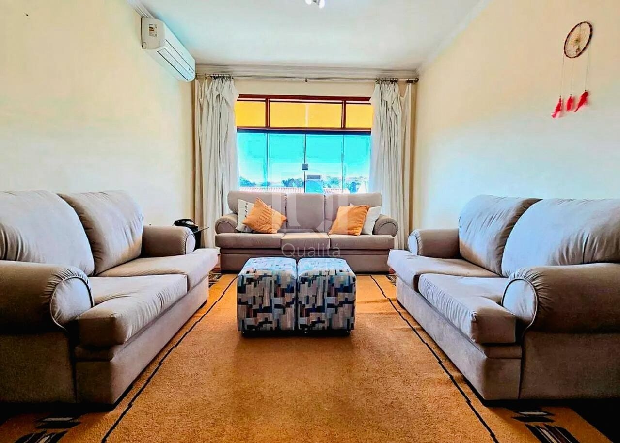 Casa de Condomínio à venda com 5 quartos, 500m² - Foto 4