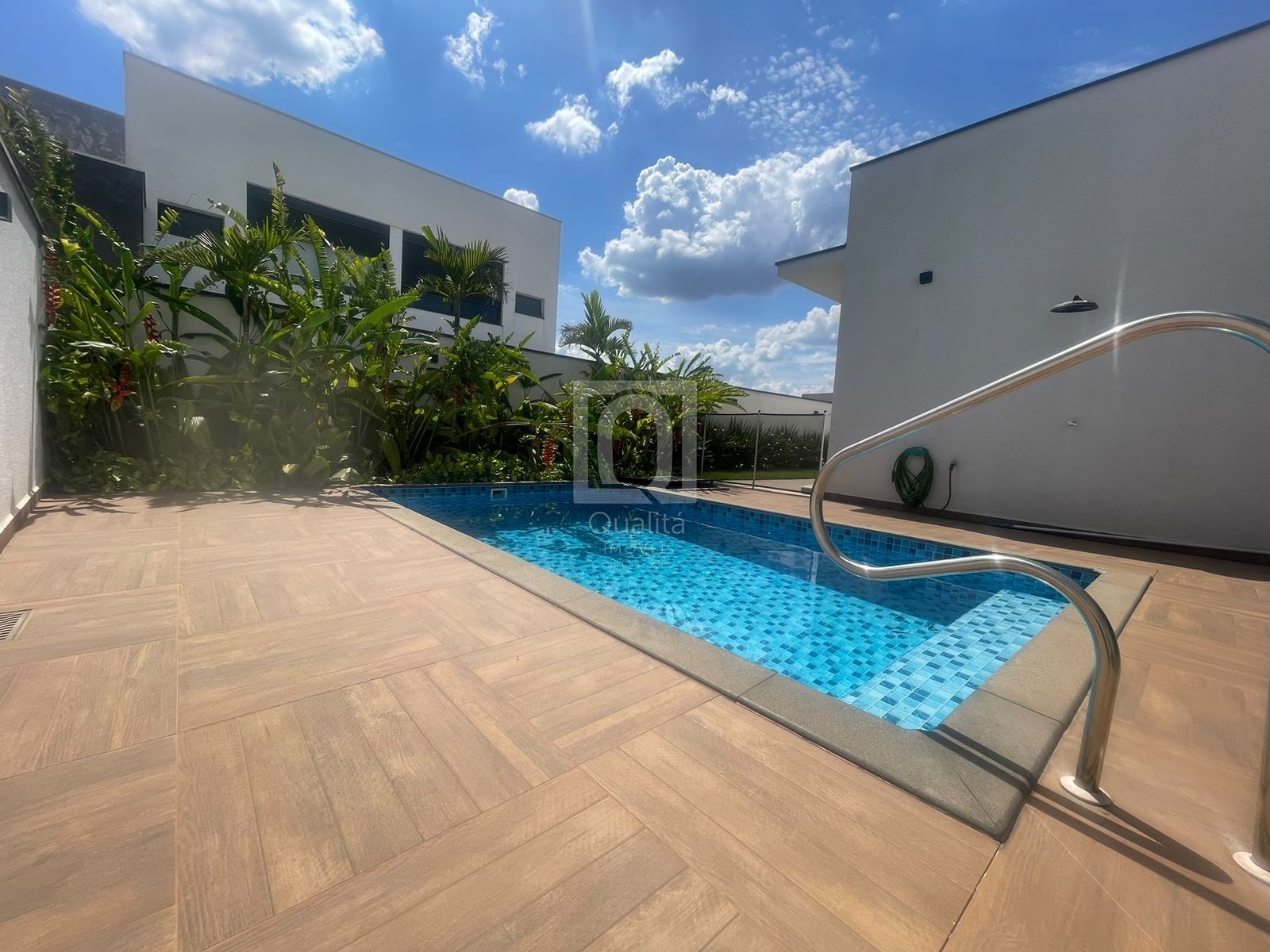 Casa de Condomínio à venda e aluguel com 3 quartos, 453m² - Foto 25