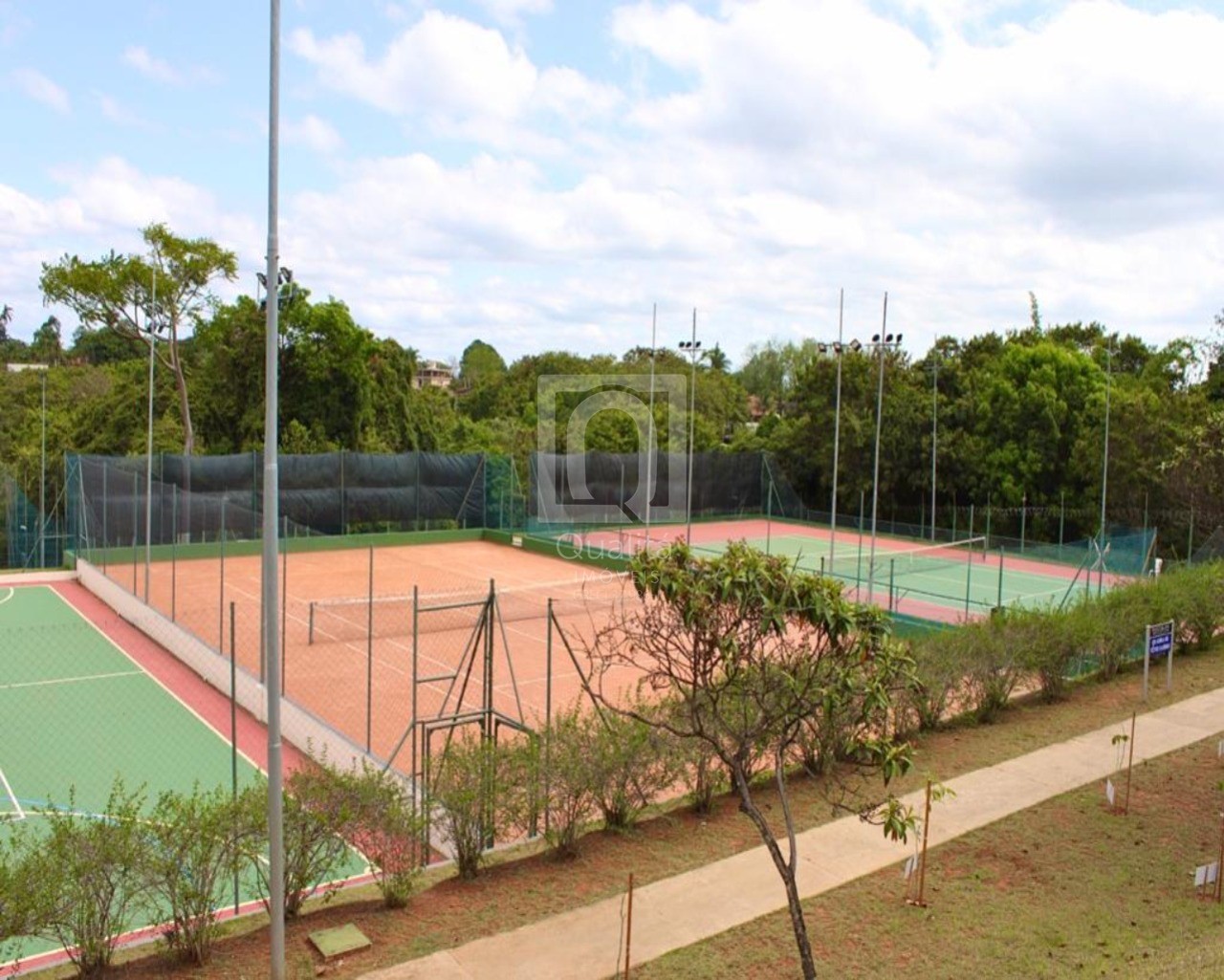 Casa de Condomínio à venda com 3 quartos, 215m² - Foto 30
