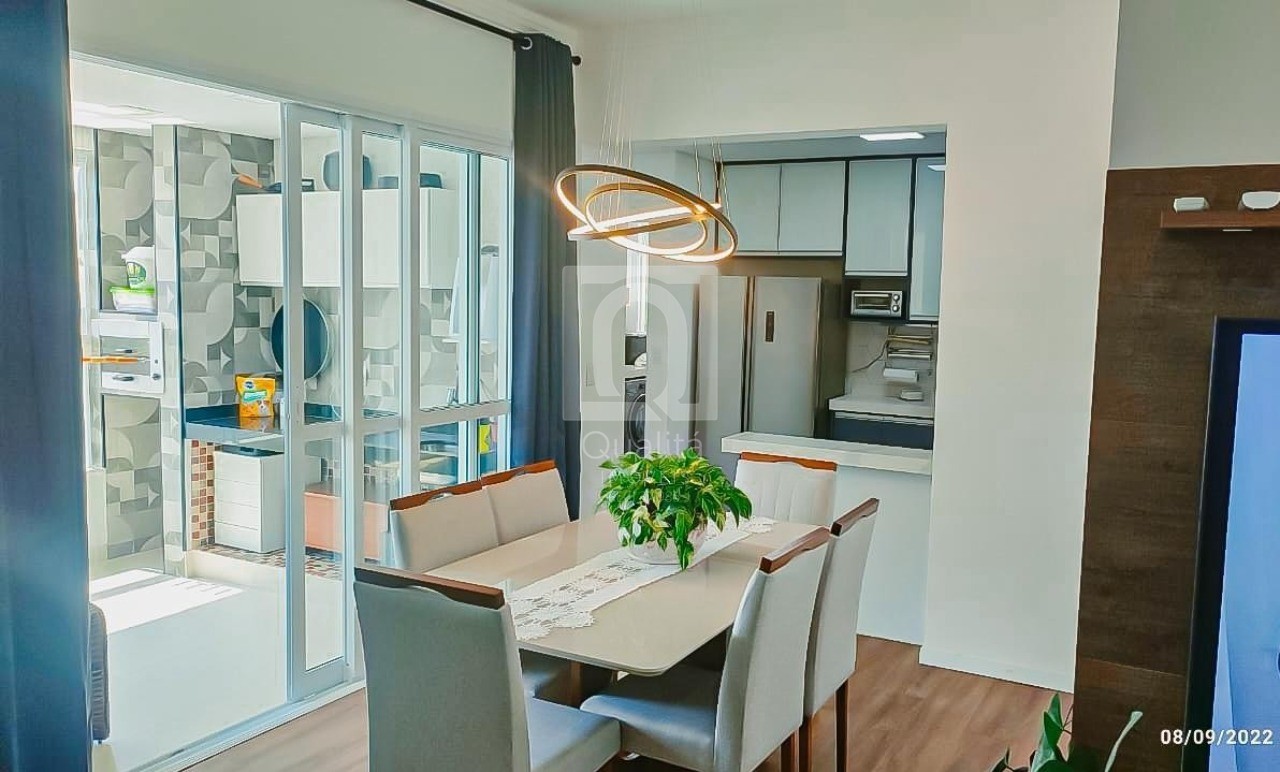 Apartamento à venda com 3 quartos, 105m² - Foto 1