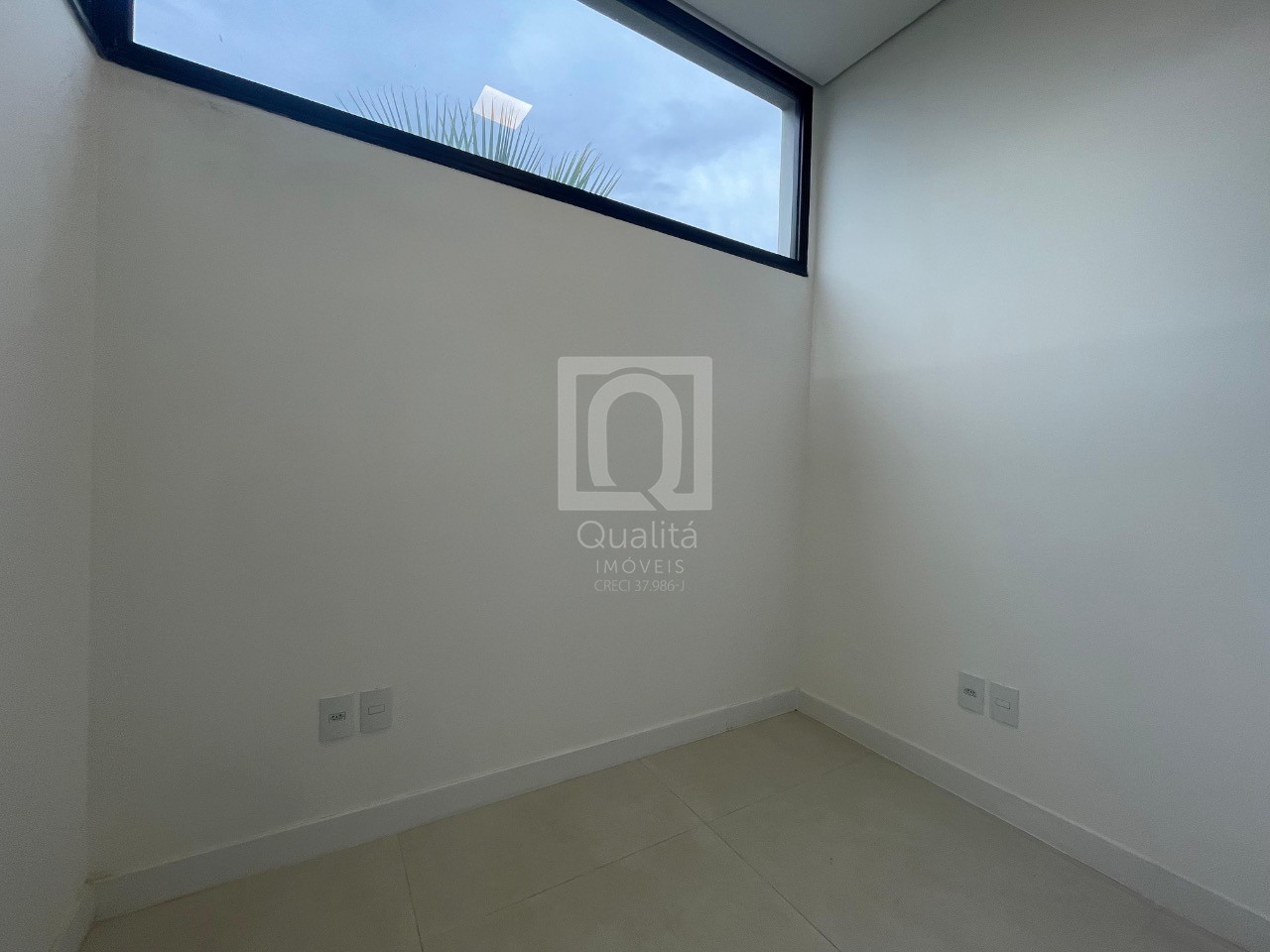 Casa de Condomínio para alugar com 4 quartos, 532m² - Foto 8
