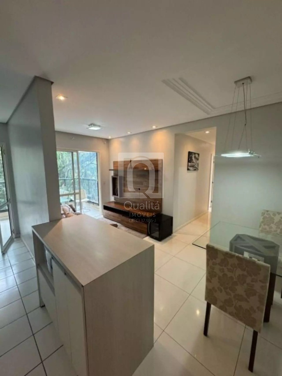 Apartamento à venda e aluguel com 2 quartos, 76m² - Foto 4