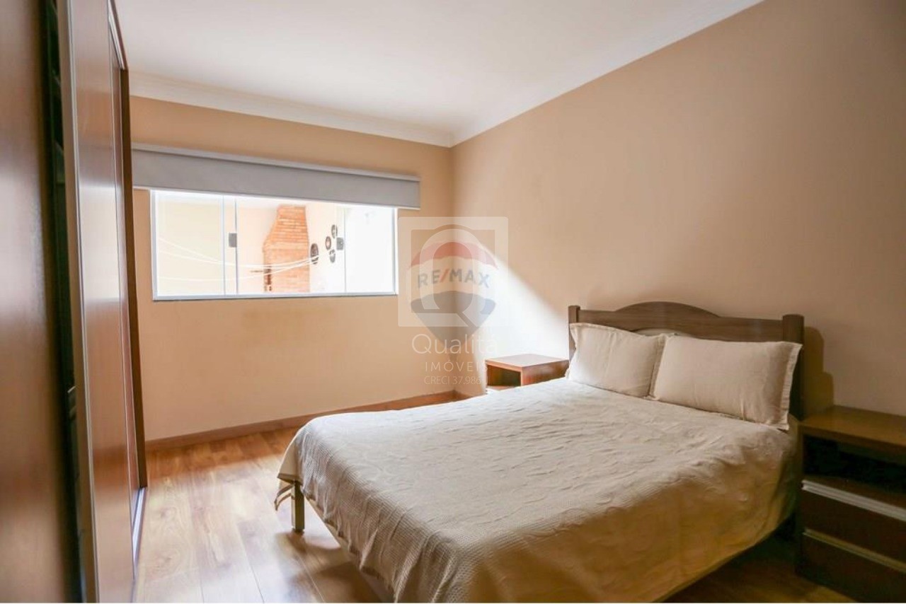 Casa à venda com 3 quartos, 142m² - Foto 9