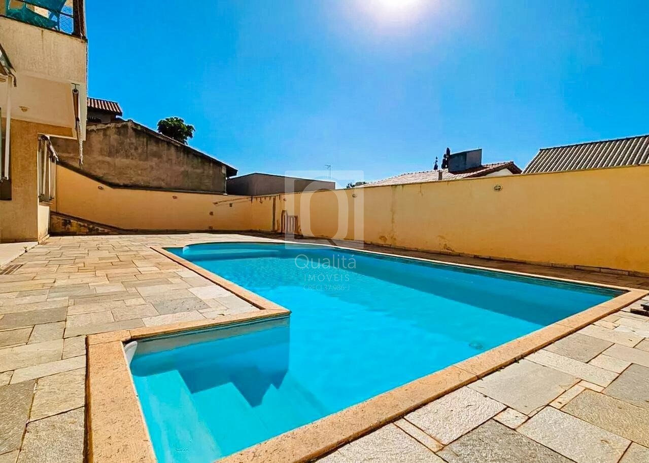 Casa de Condomínio à venda com 5 quartos, 500m² - Foto 1