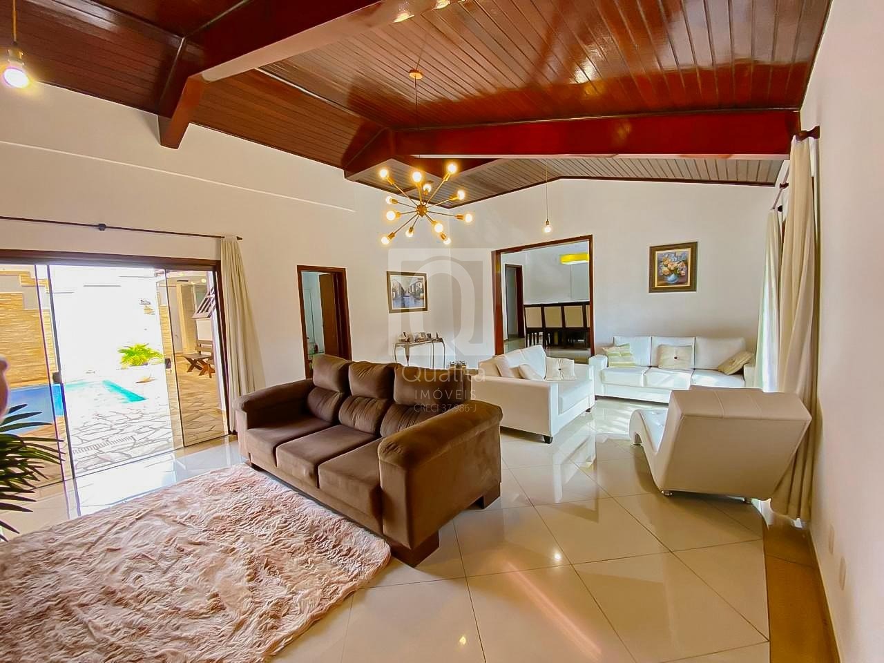 Sobrado à venda com 3 quartos, 400m² - Foto 2