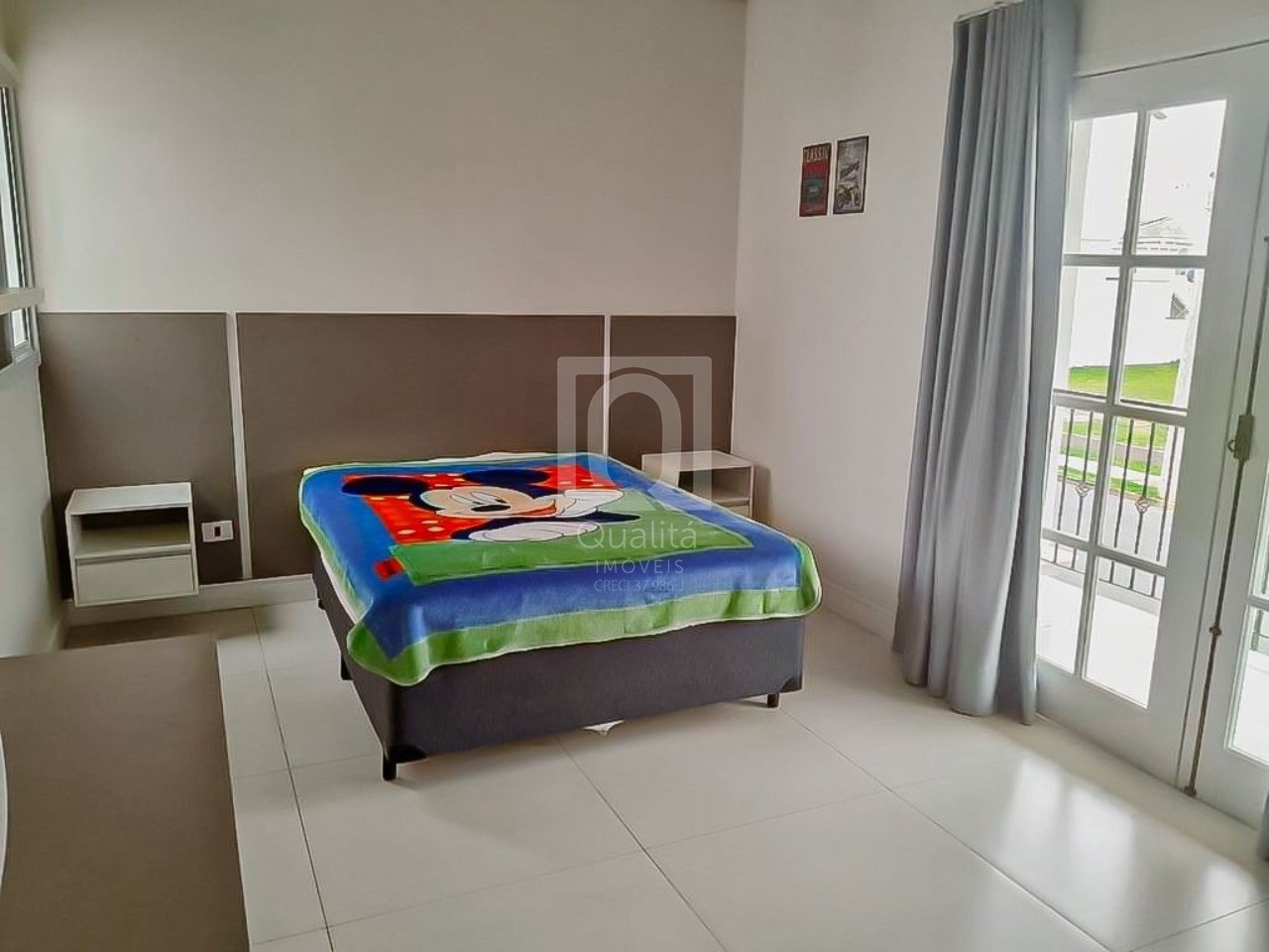 Casa de Condomínio à venda com 3 quartos, 250m² - Foto 11