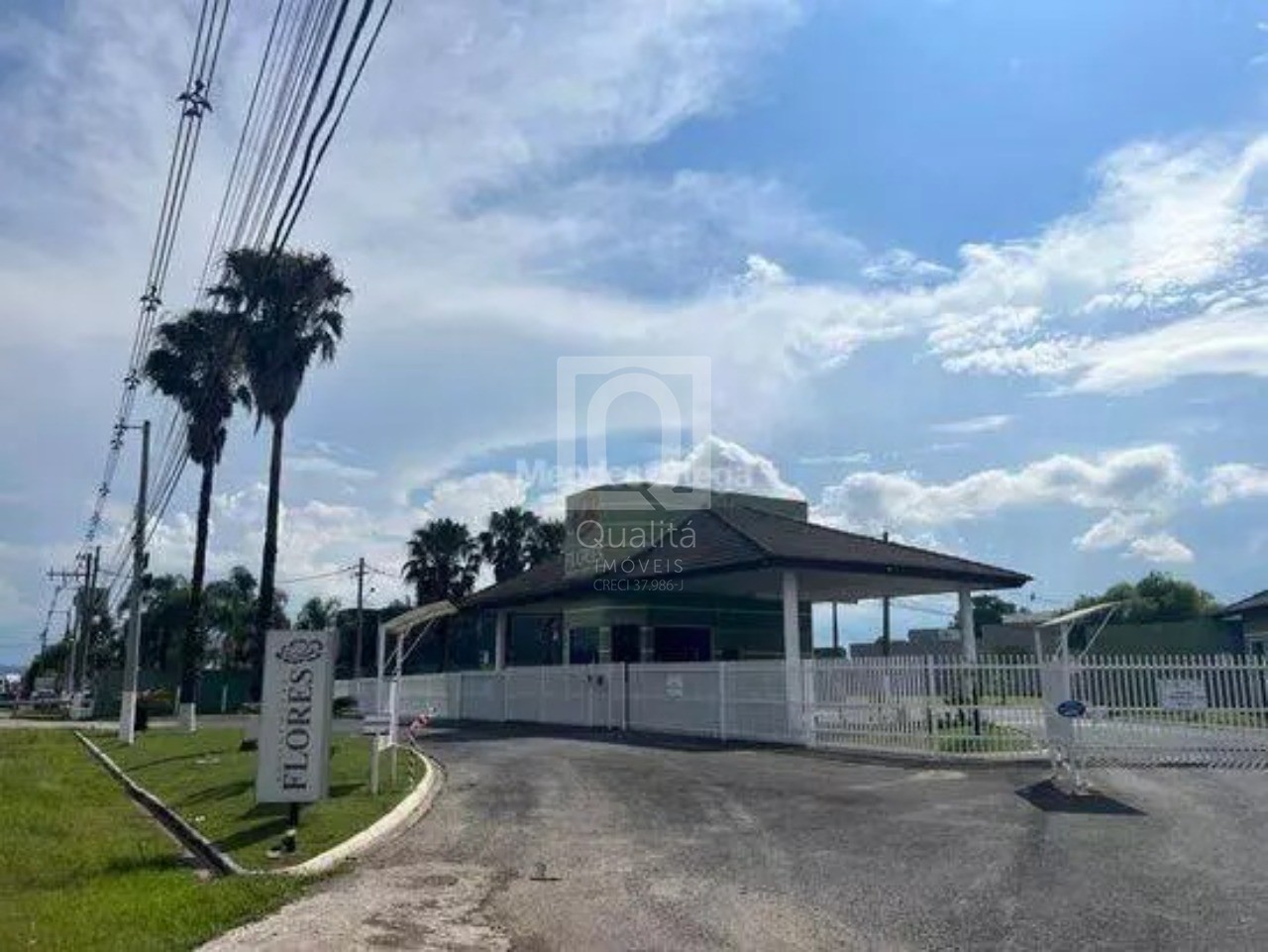Casa de Condomínio à venda com 3 quartos, 250m² - Foto 11