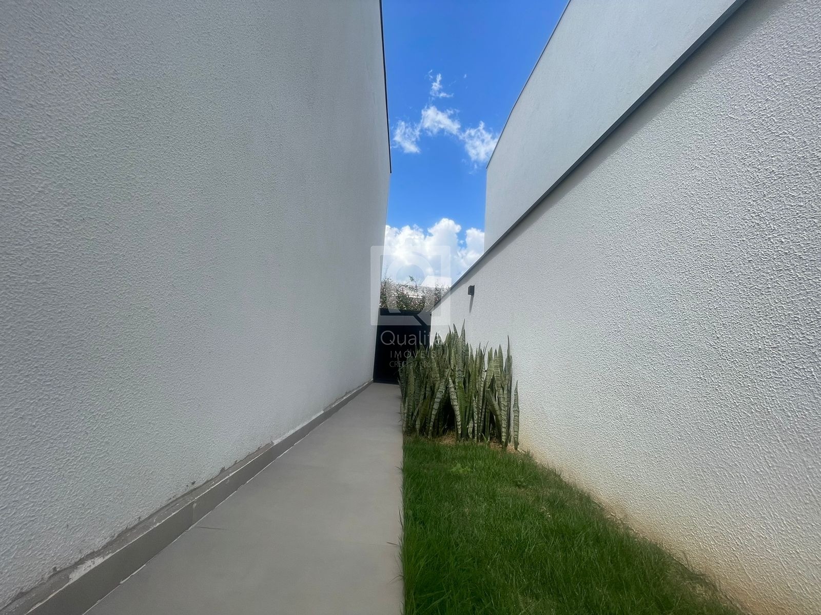 Casa de Condomínio à venda e aluguel com 3 quartos, 453m² - Foto 30