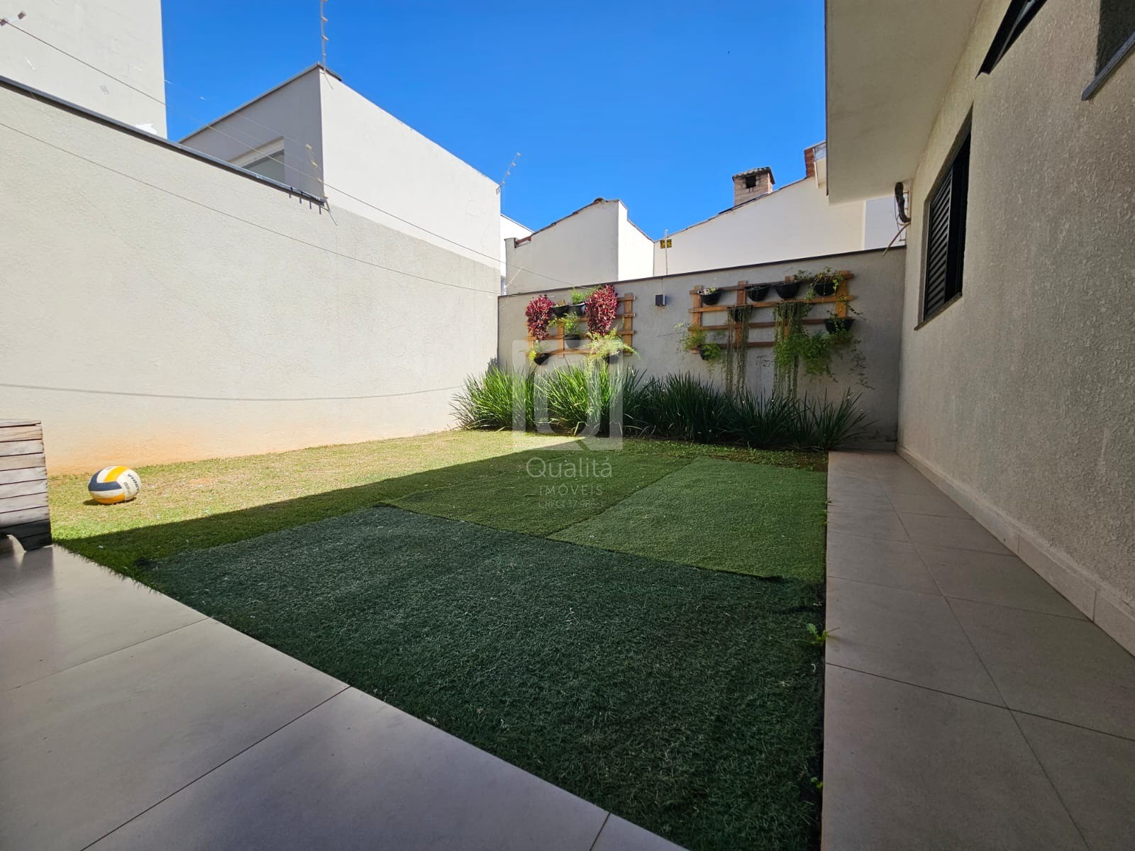 Casa de Condomínio à venda com 3 quartos, 250m² - Foto 16