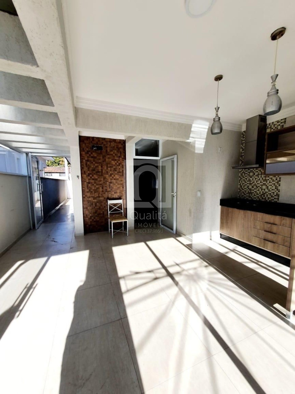 Casa de Condomínio à venda com 3 quartos, 215m² - Foto 8