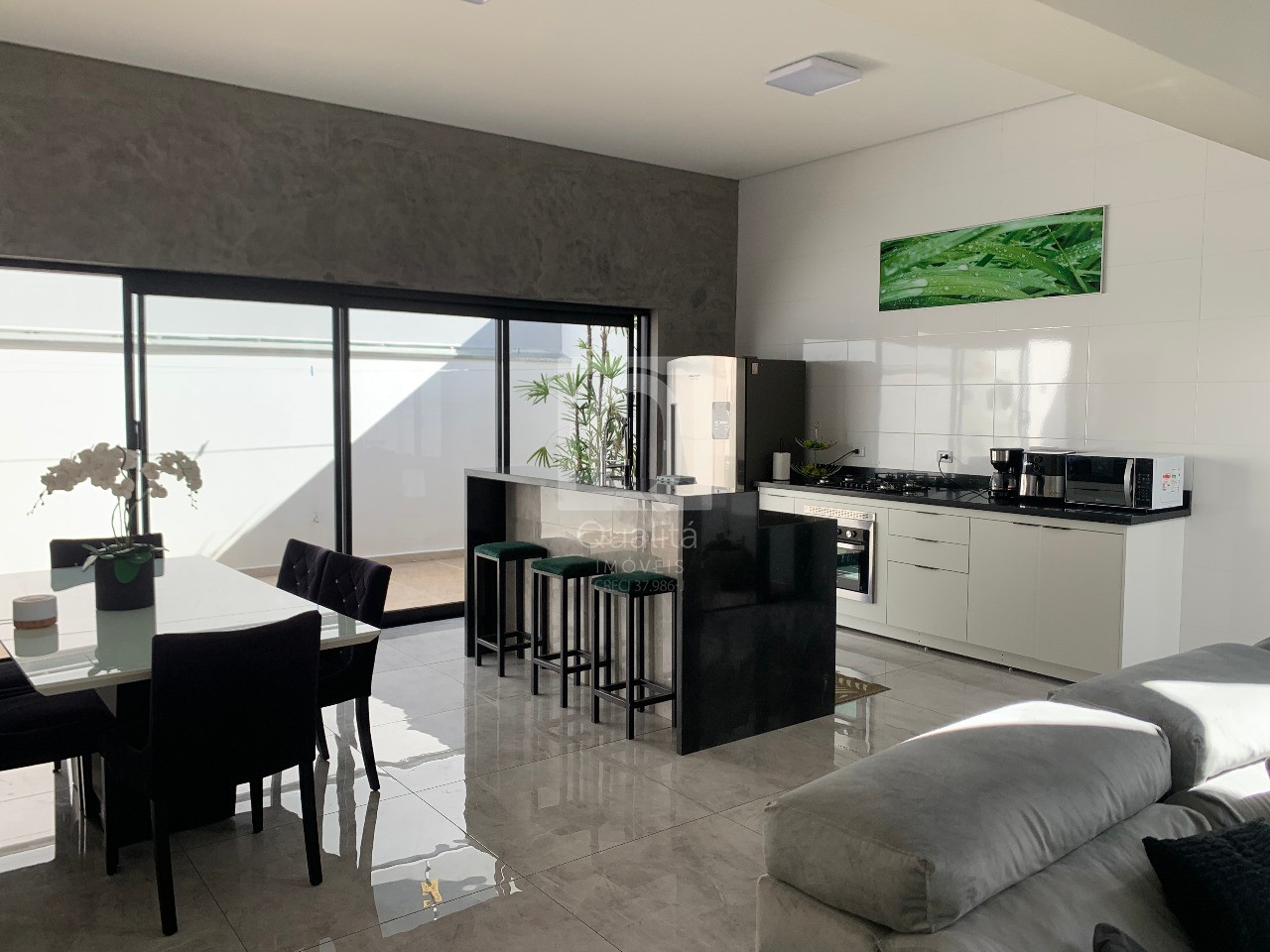 Casa, 3 quartos, 146 m² - Foto 1