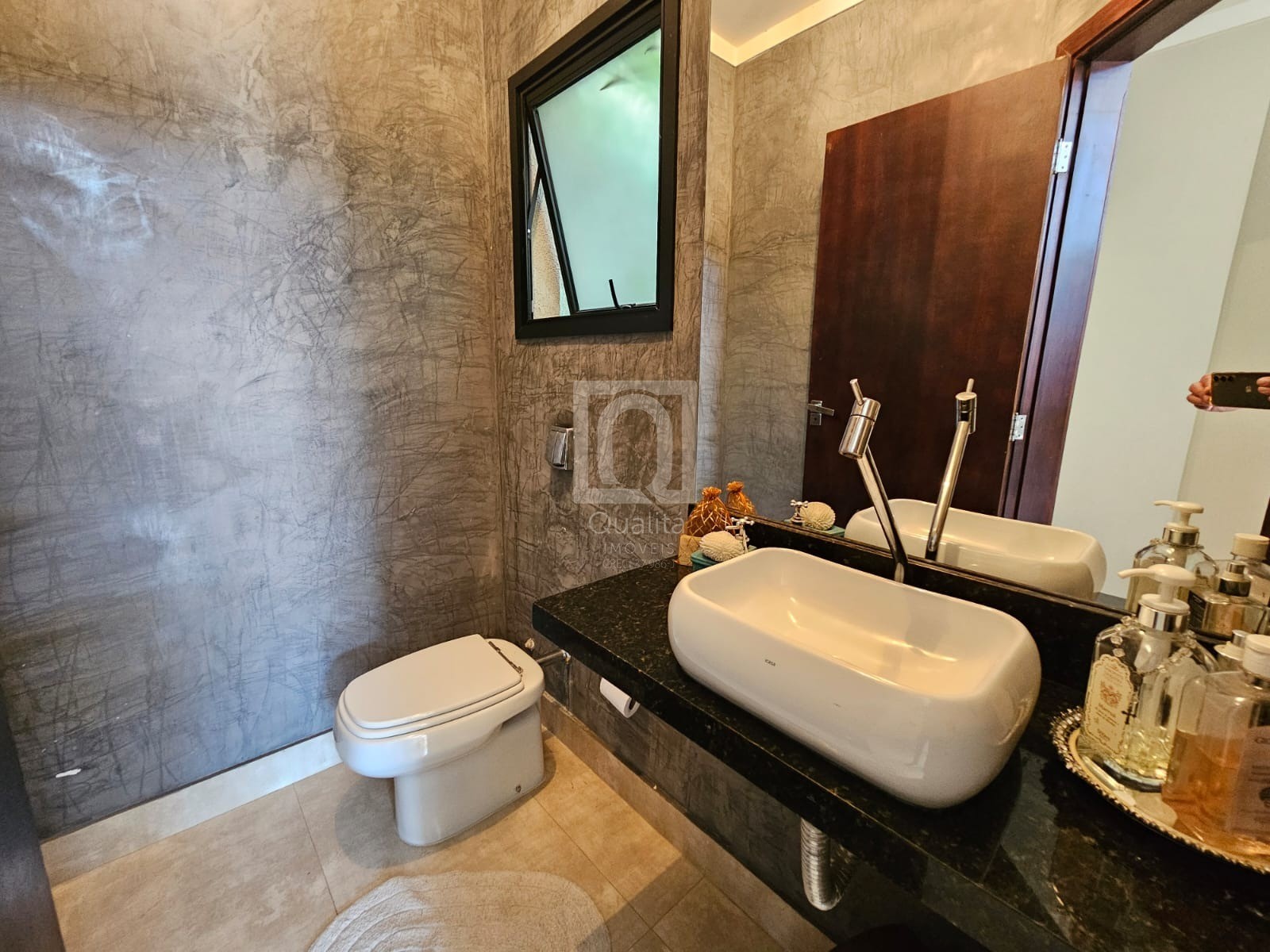 Casa de Condomínio à venda com 3 quartos, 250m² - Foto 13