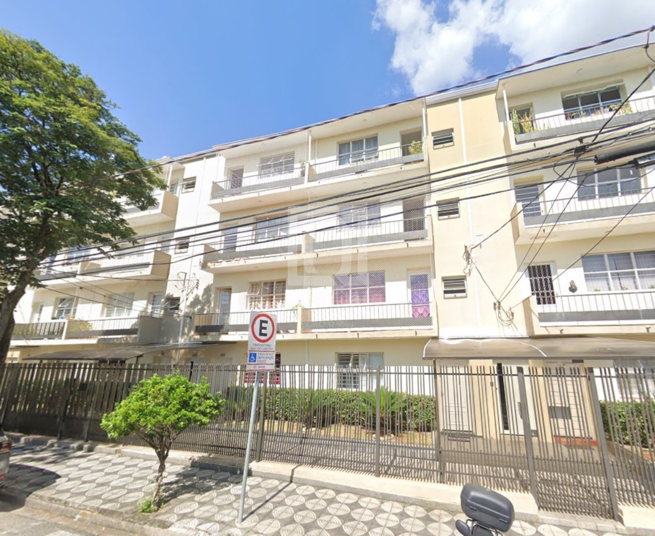 Apartamento à venda com 3 quartos, 88m² - Foto 1