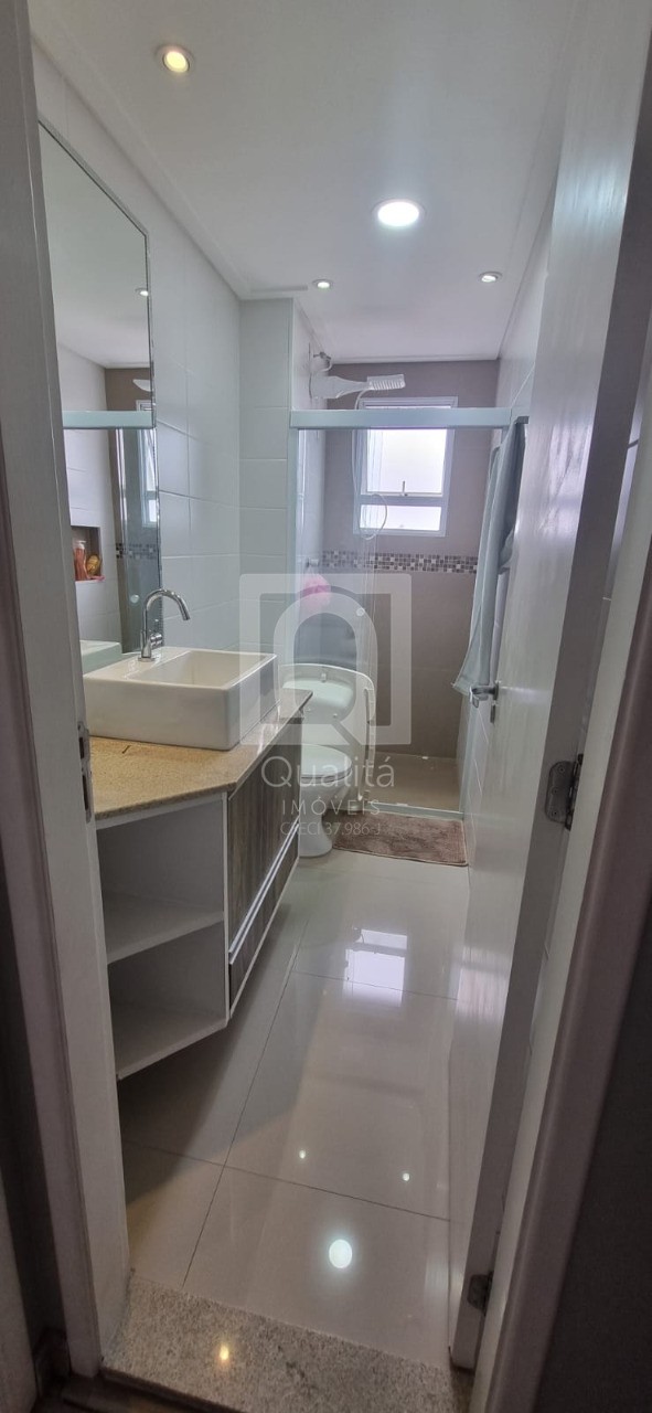 Apartamento à venda com 2 quartos, 62m² - Foto 18