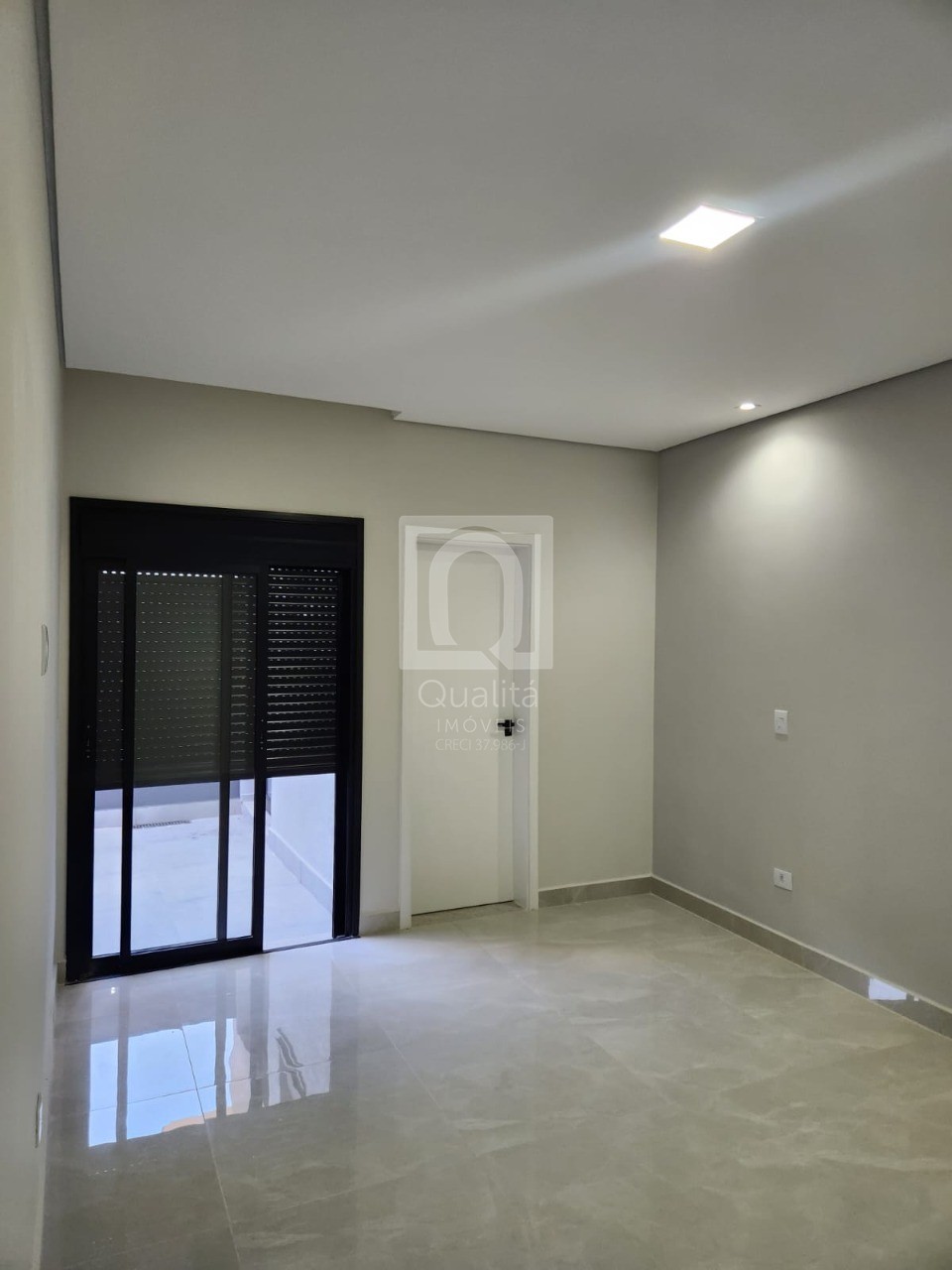 Casa de Condomínio à venda com 3 quartos, 200m² - Foto 5