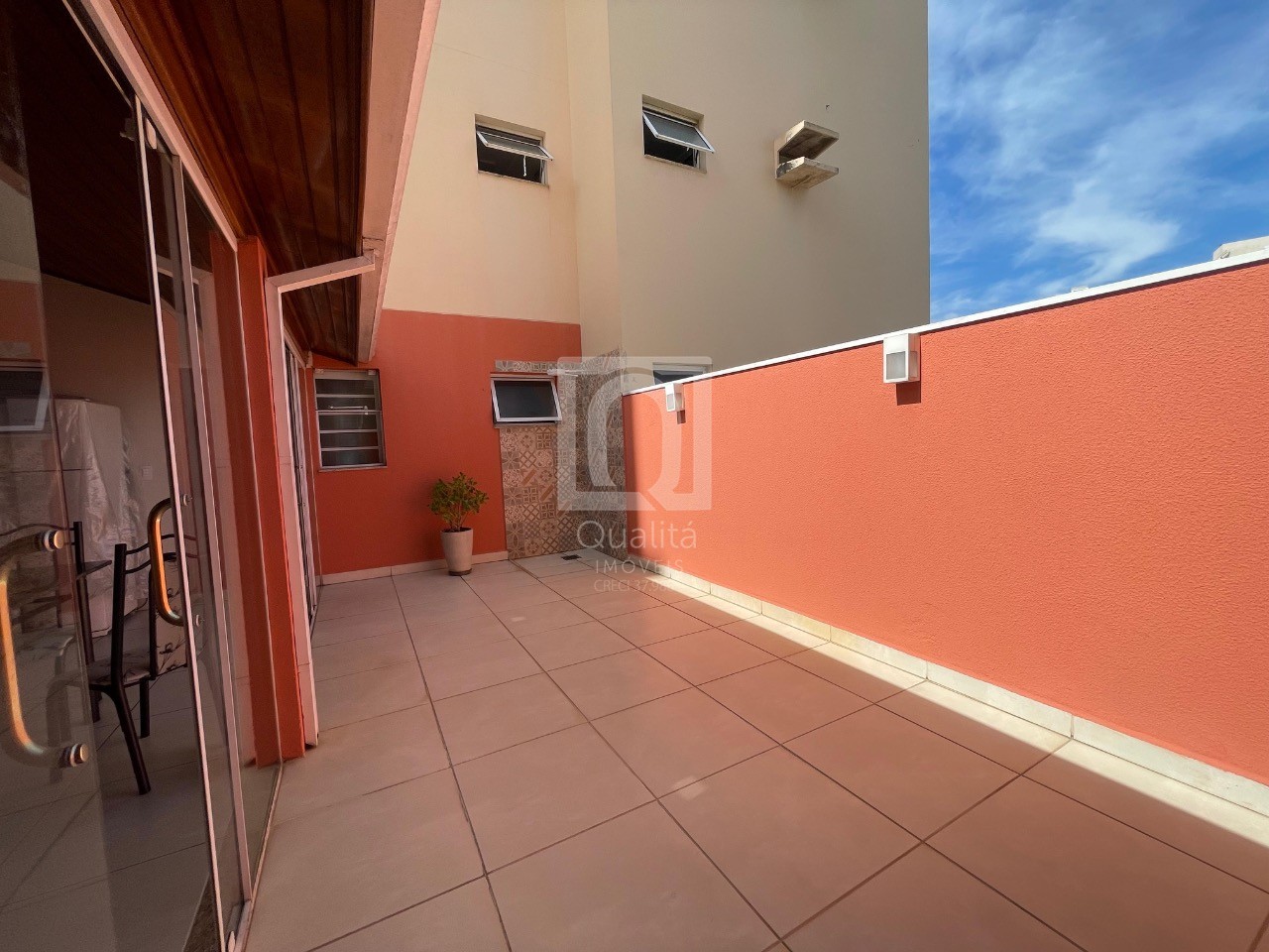 Apartamento, 3 quartos, 140 m² - Foto 1