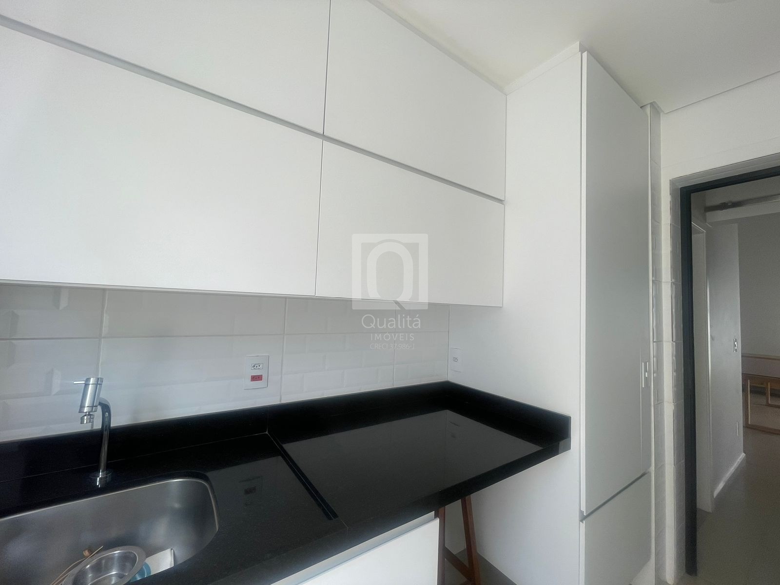 Casa de Condomínio à venda e aluguel com 3 quartos, 453m² - Foto 23