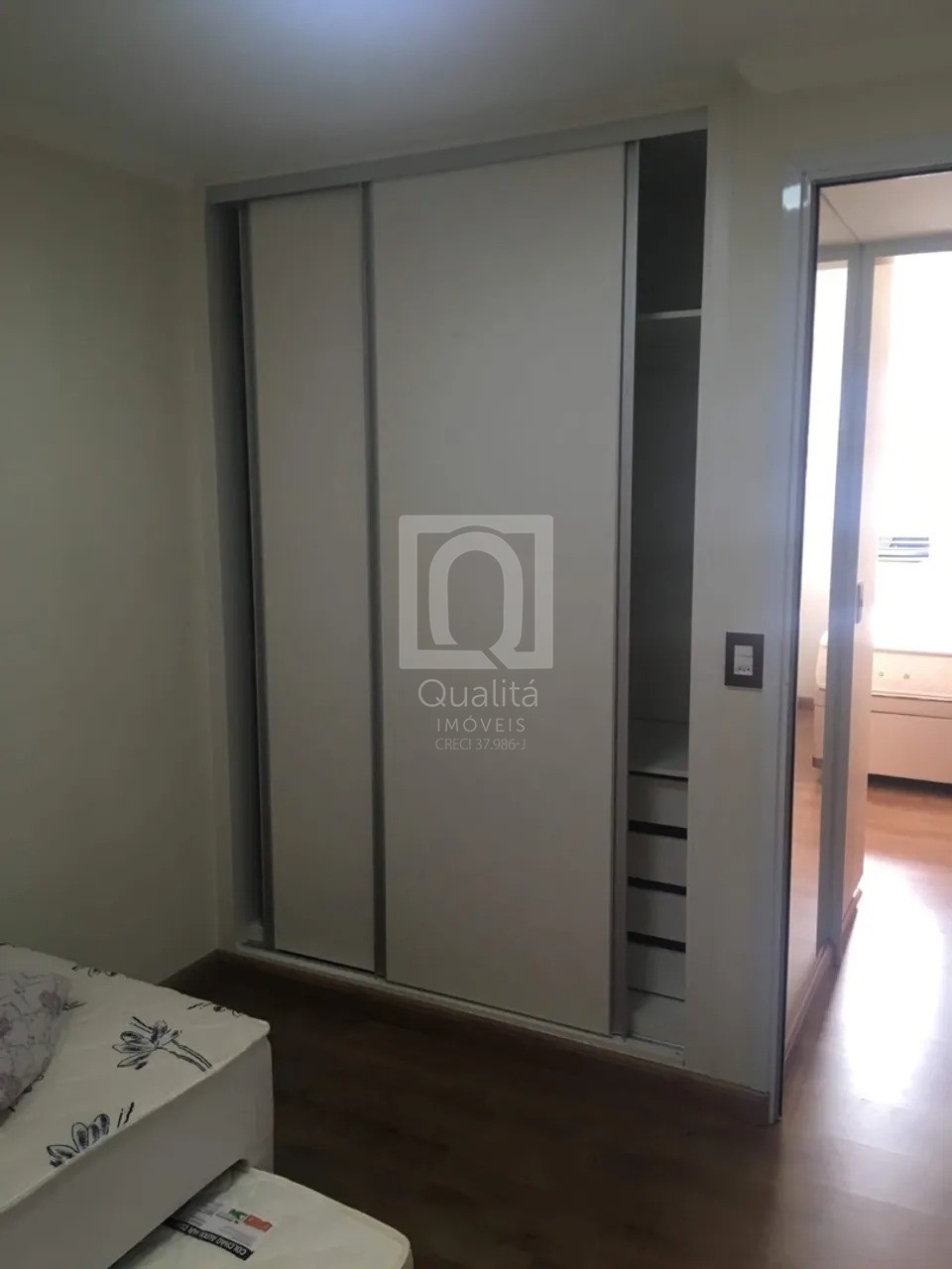 Apartamento à venda com 2 quartos, 45m² - Foto 4