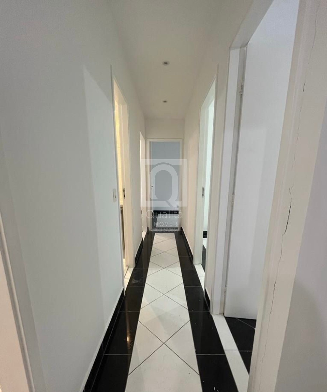 Apartamento à venda com 3 quartos, 80m² - Foto 8