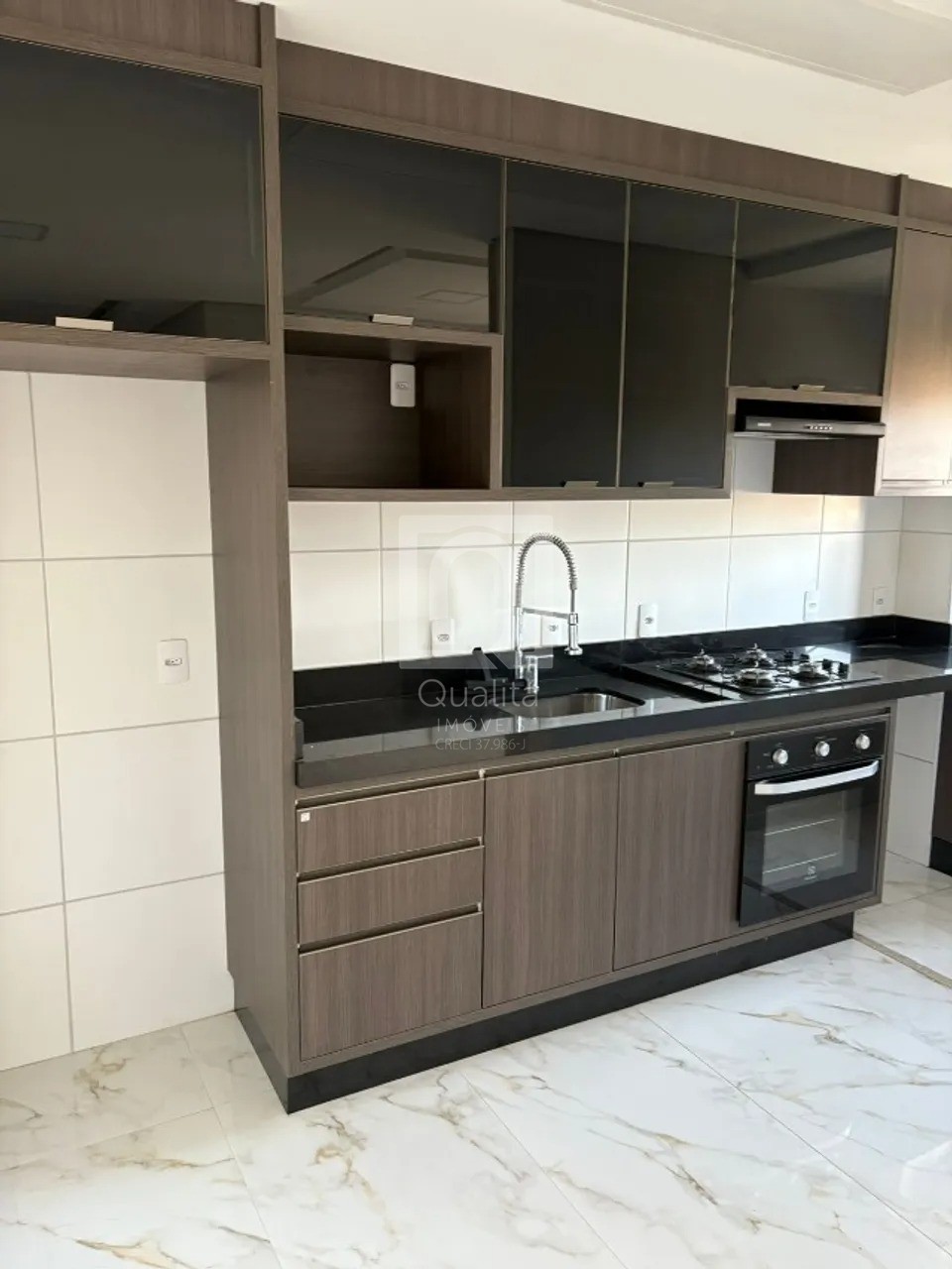 Apartamento à venda com 2 quartos, 59m² - Foto 2