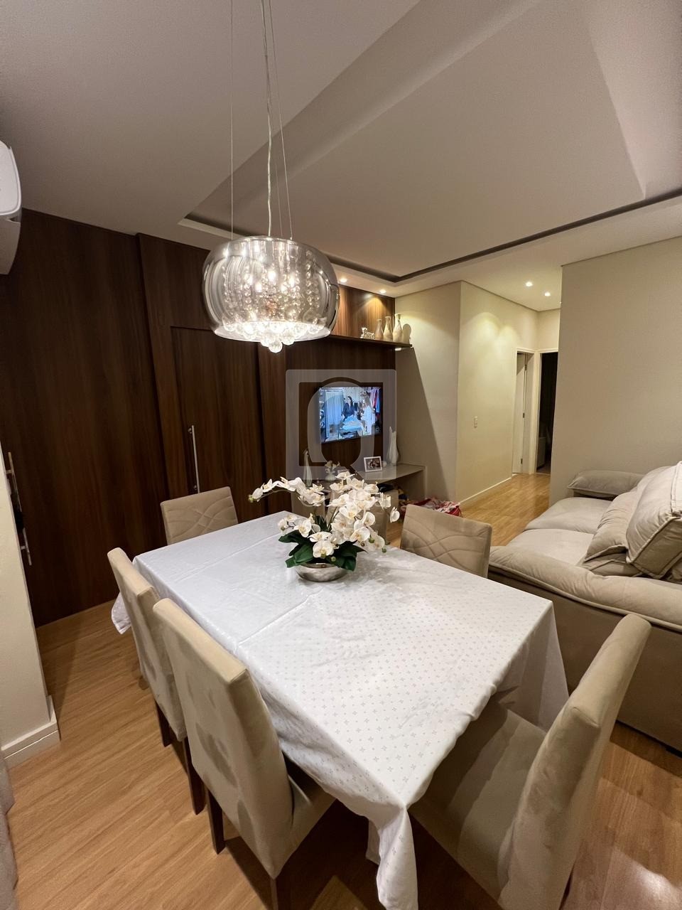 Casa à venda com 2 quartos, 135m² - Foto 2