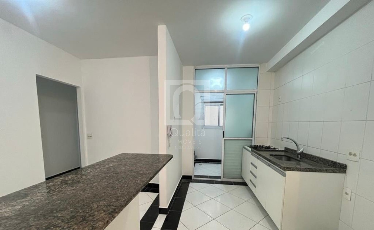 Apartamento à venda com 3 quartos, 80m² - Foto 3