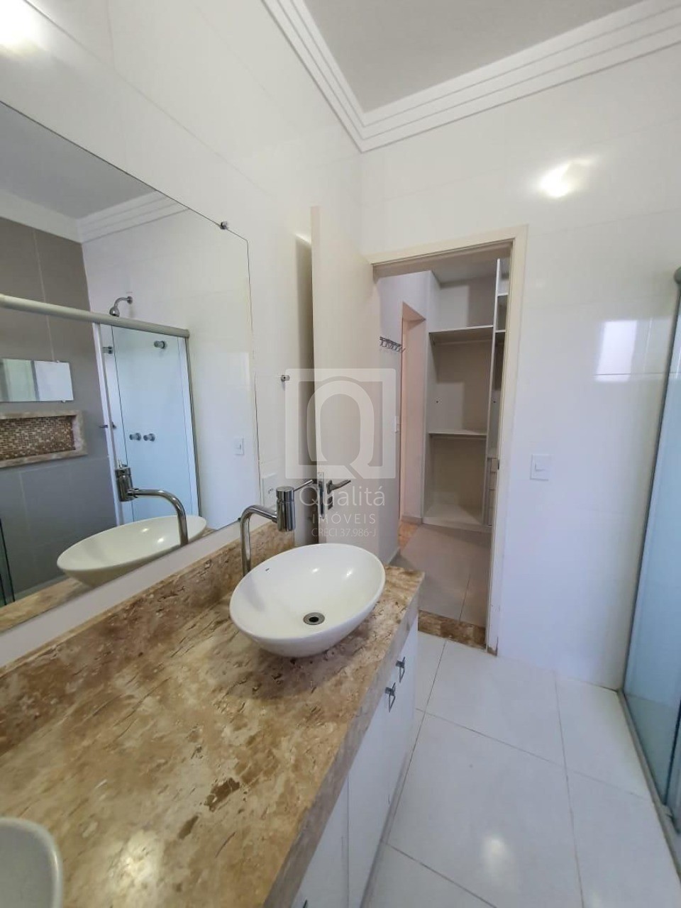 Casa de Condomínio à venda com 3 quartos, 215m² - Foto 14