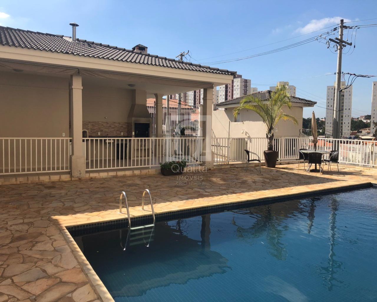 Apartamento à venda com 2 quartos, 50m² - Foto 1