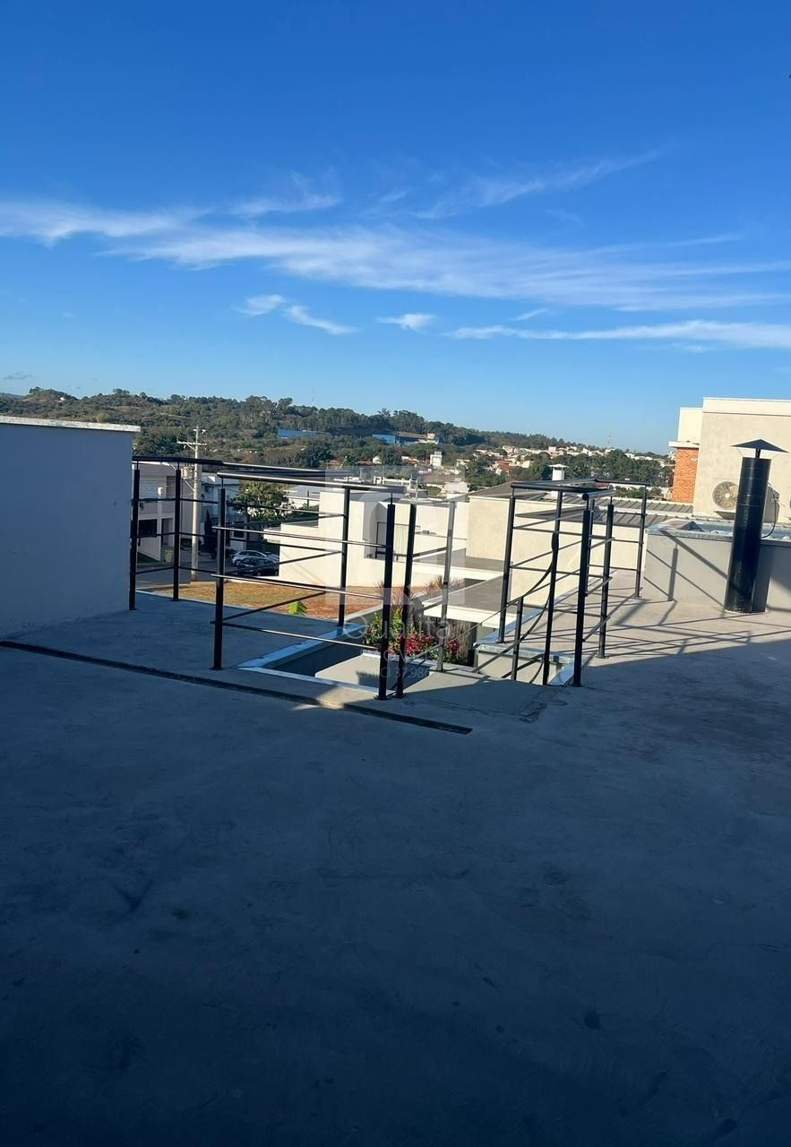 Casa de Condomínio à venda com 3 quartos, 300m² - Foto 3