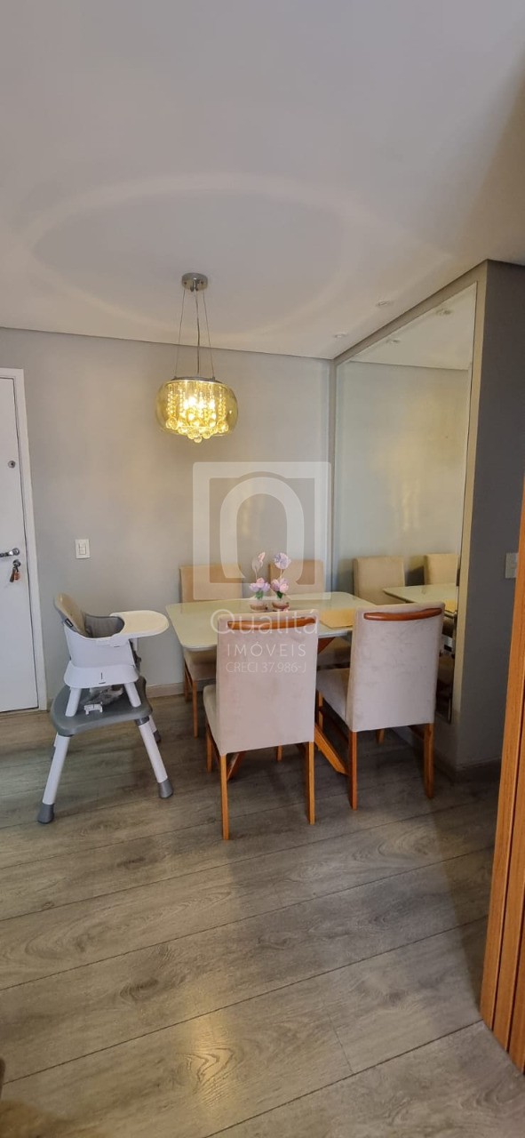 Apartamento à venda com 2 quartos, 62m² - Foto 2