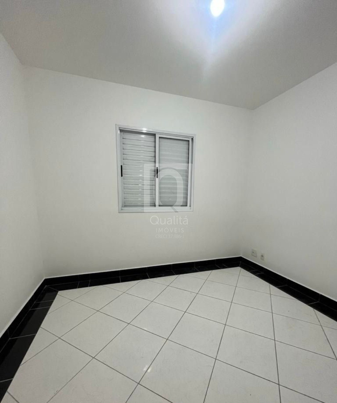 Apartamento à venda com 3 quartos, 80m² - Foto 11