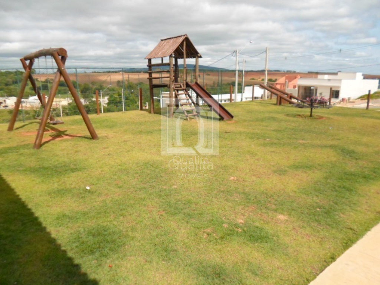Casa de Condomínio à venda e aluguel com 3 quartos, 200m² - Foto 15