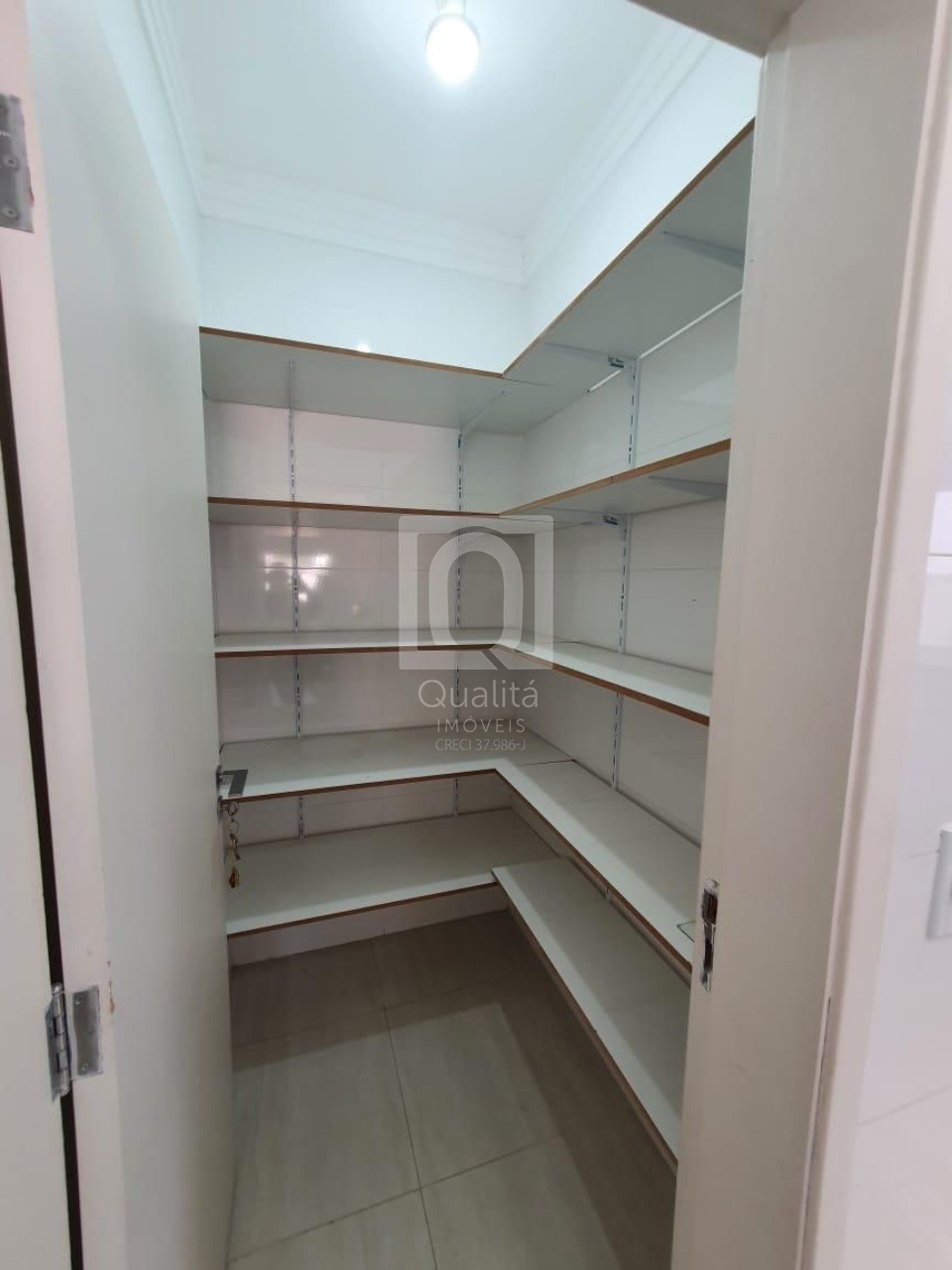Casa de Condomínio à venda com 3 quartos, 215m² - Foto 6