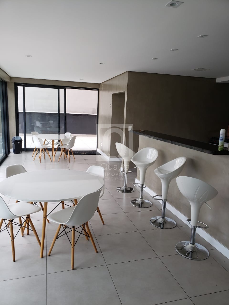 Apartamento à venda com 2 quartos, 62m² - Foto 15